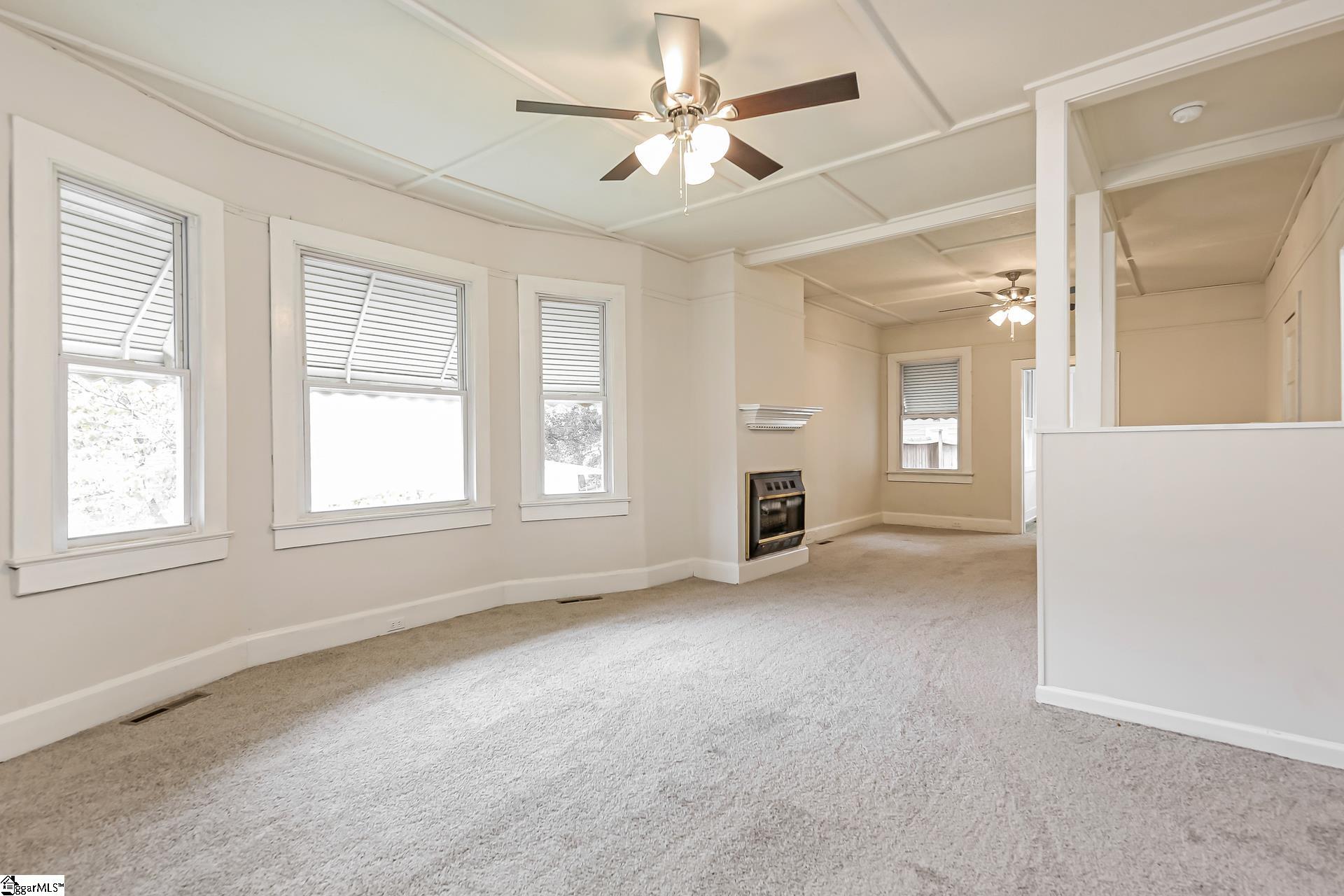 Photo 2 of Single family home for sale at 15 Crescent St, Lyman, SC 29365 | MLS# 1606136 | Listing updated on 2026-10-08
