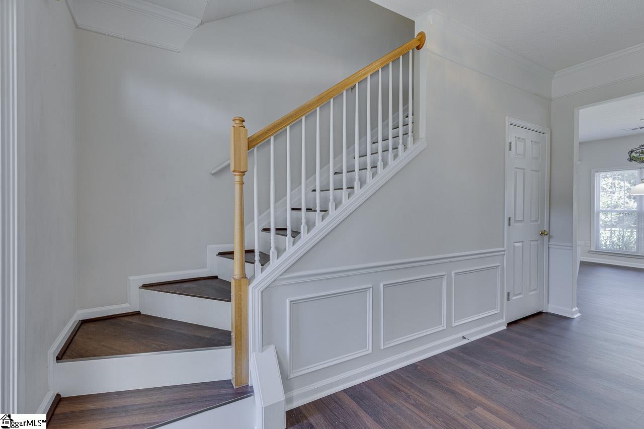 Photo 4 of Single family home for sale at 7 Bay Hl Dr, Simpsonville, SC 29681 | MLS# 1606167 | Listing updated on 2026-10-08