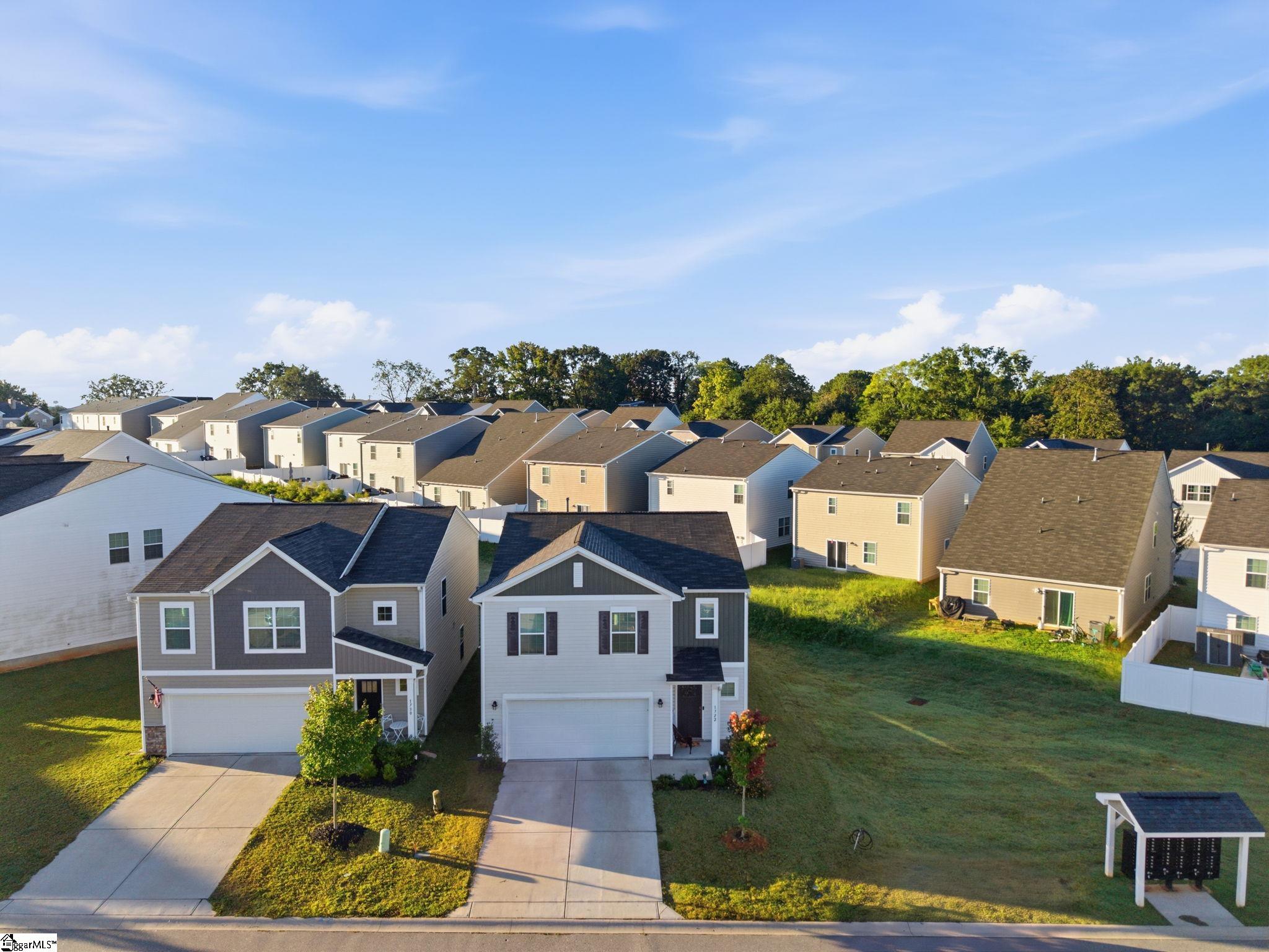 Photo 3 of Single family home for sale at 1722 Southwold Ln, Boiling Springs, SC 29316 | MLS# 1606170 | Listing updated on 2026-10-08