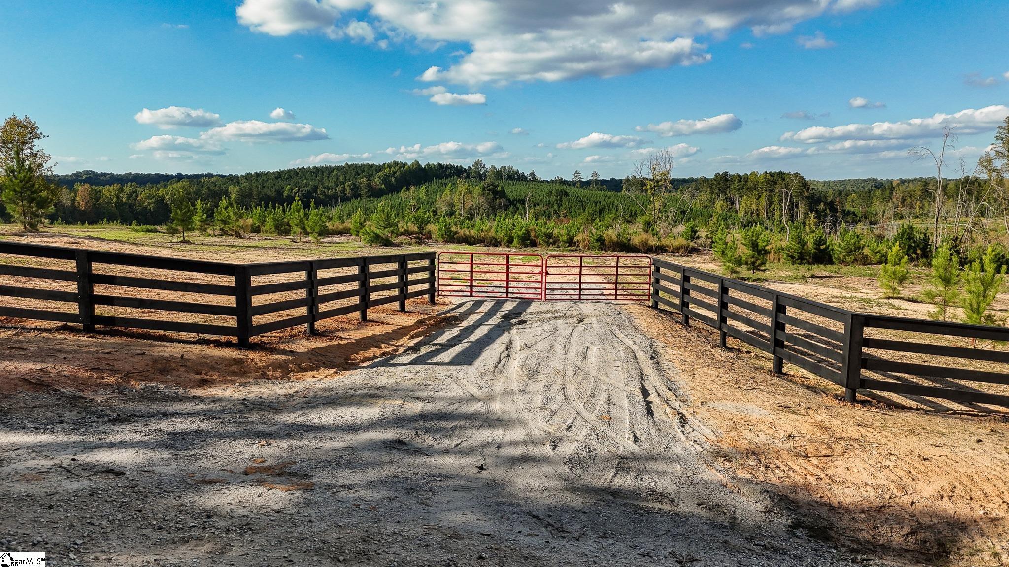 Photo 3 of Sale Pending at Crenshaw Rd, Cowpens, SC 29330 | MLS# 1606644 | Listing updated on 2026-10-19
