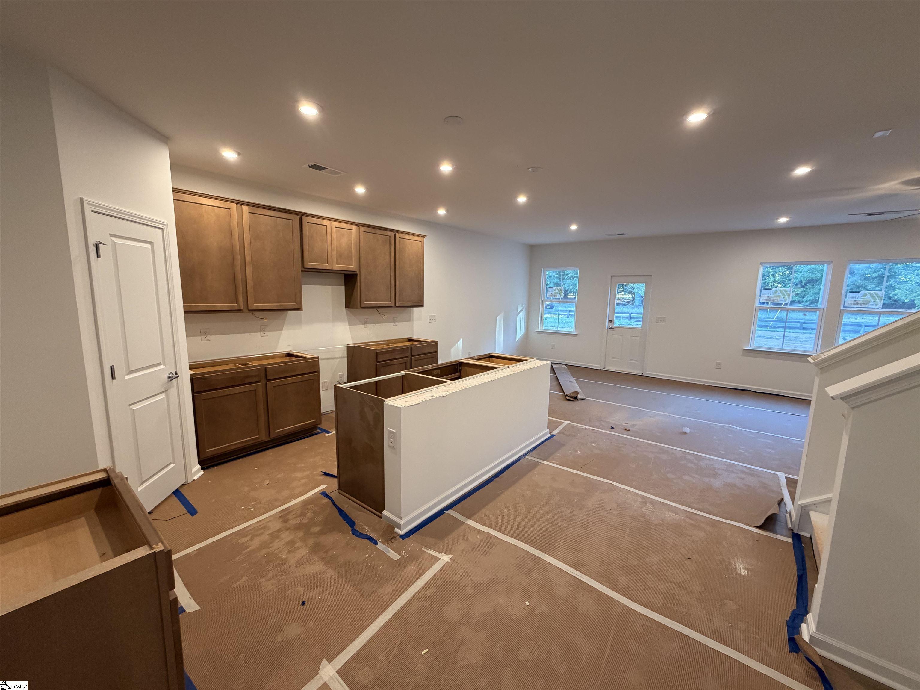 Photo 3 of Single family home for sale at 1334 Willow Ridge Way #101, Spartanburg, SC 29307 | MLS# 1607013 | Listing updated on 2026-10-19