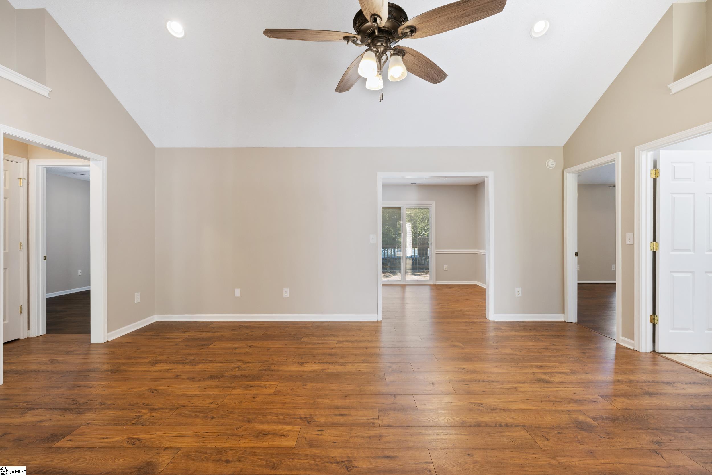Photo 3 of Single family home for sale at 300 Cunningham Rd, Woodruff, SC 29388 | MLS# 1607022 | Listing updated on 2026-10-19