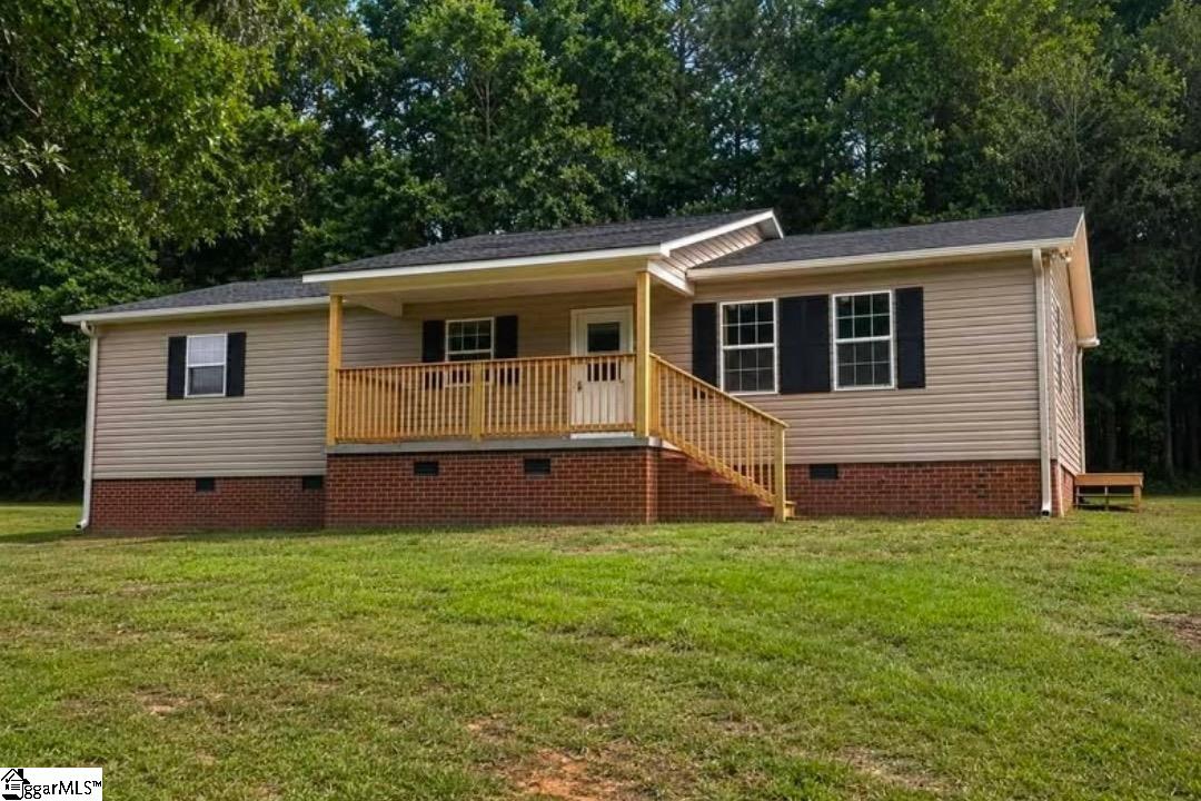 Photo 1 of Single family home for sale at 2673 Whitmire Hwy, Kinards, SC 29355 | MLS# 1607052 | Listing updated on 2026-10-19