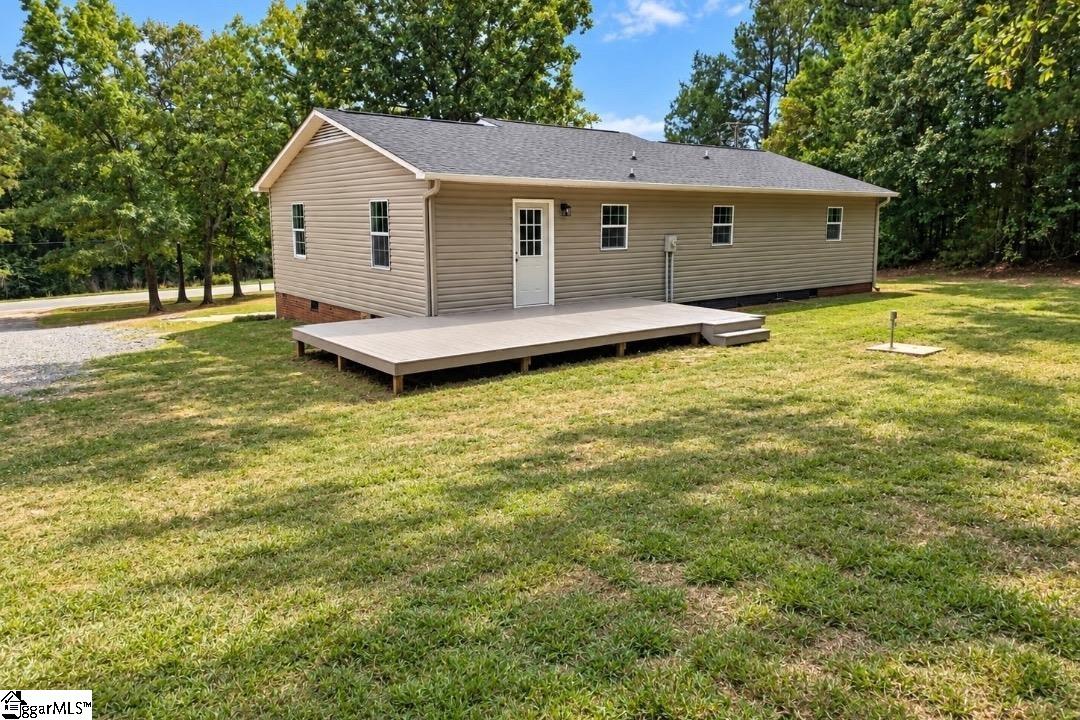 Photo 2 of Single family home for sale at 2673 Whitmire Hwy, Kinards, SC 29355 | MLS# 1607052 | Listing updated on 2026-10-19