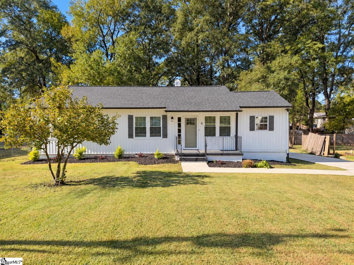 9 Blythewood Drive