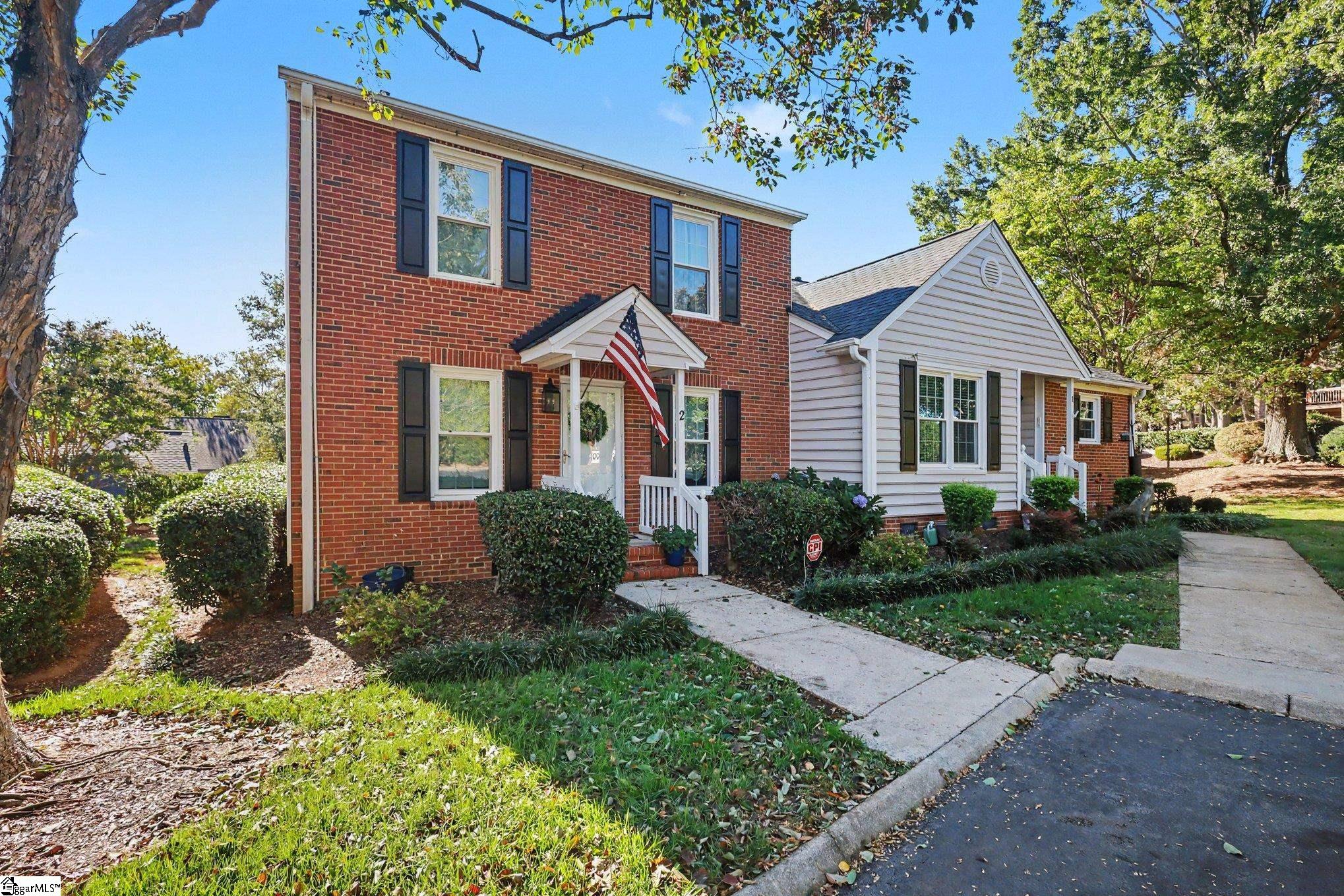 40 Wood Pointe Drive Unit 2 Unit Unit 2