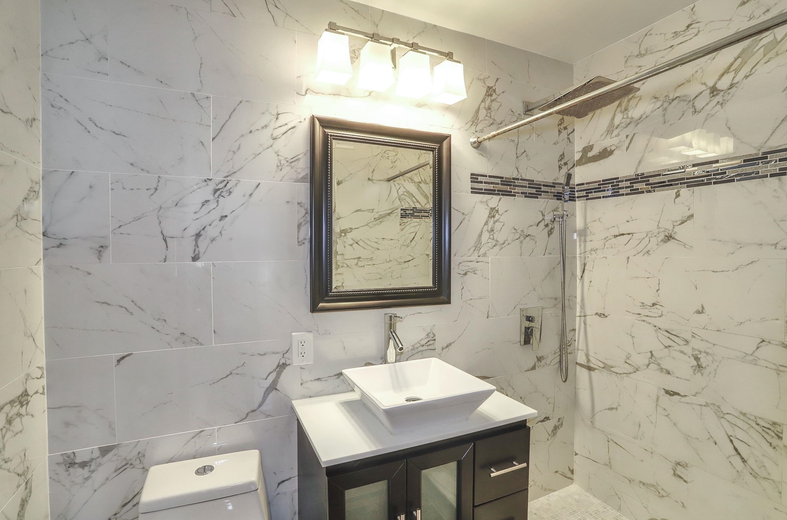 100 MANHATTAN AVE - Photo 4