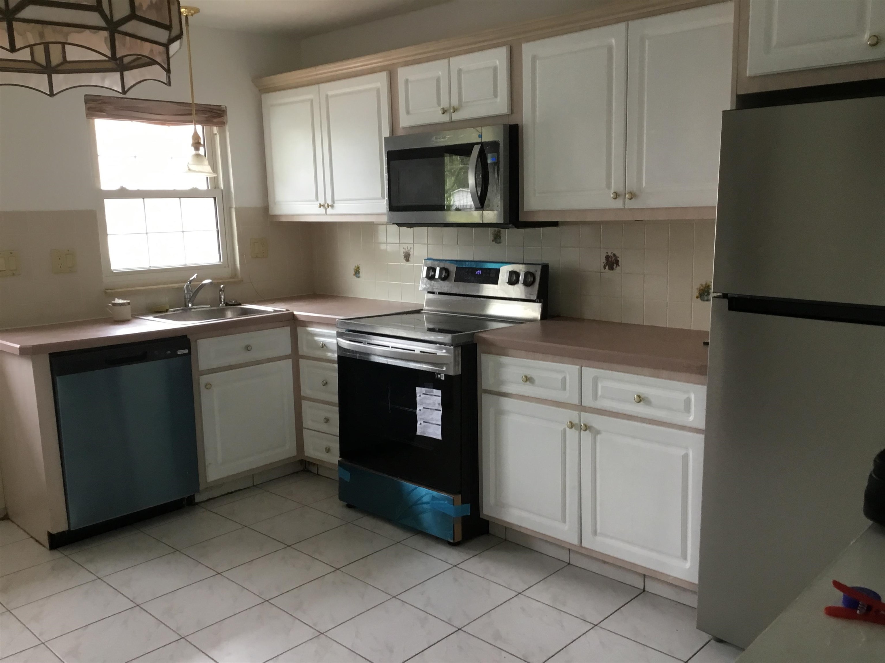 1222B ARGYLL CIRCLE