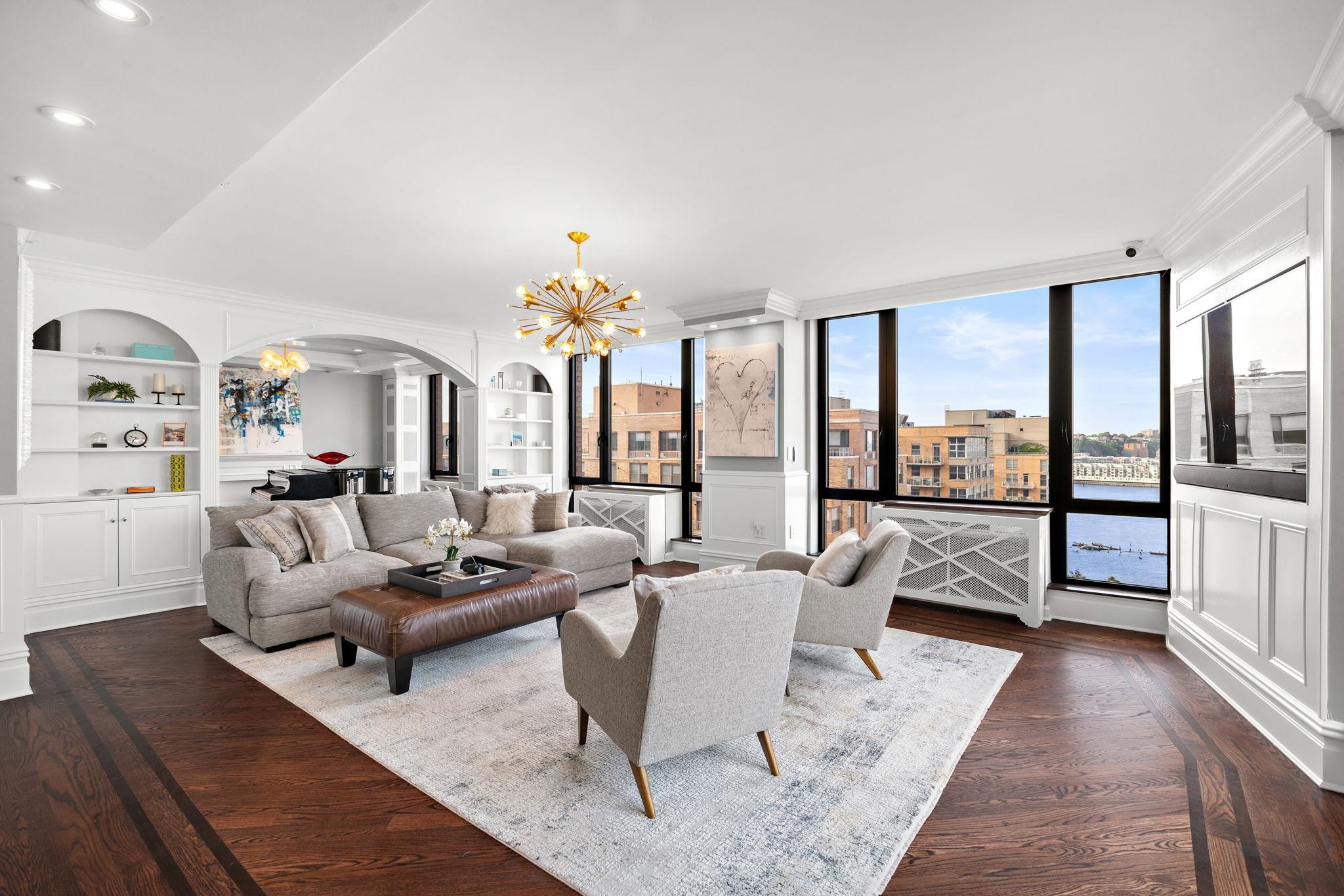 2 CONSTITUTION CT - Photo 3