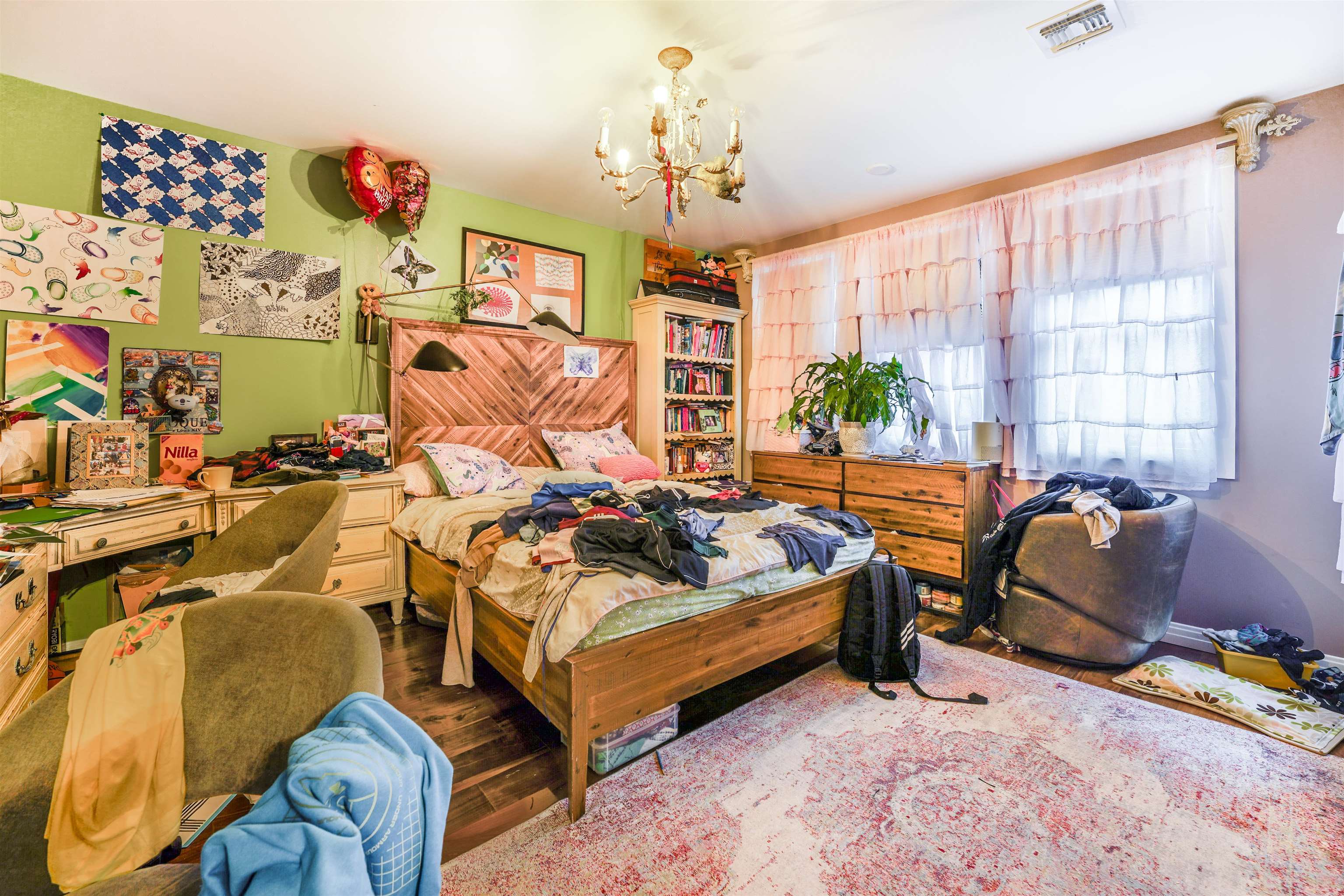 372 5TH ST - Photo 2