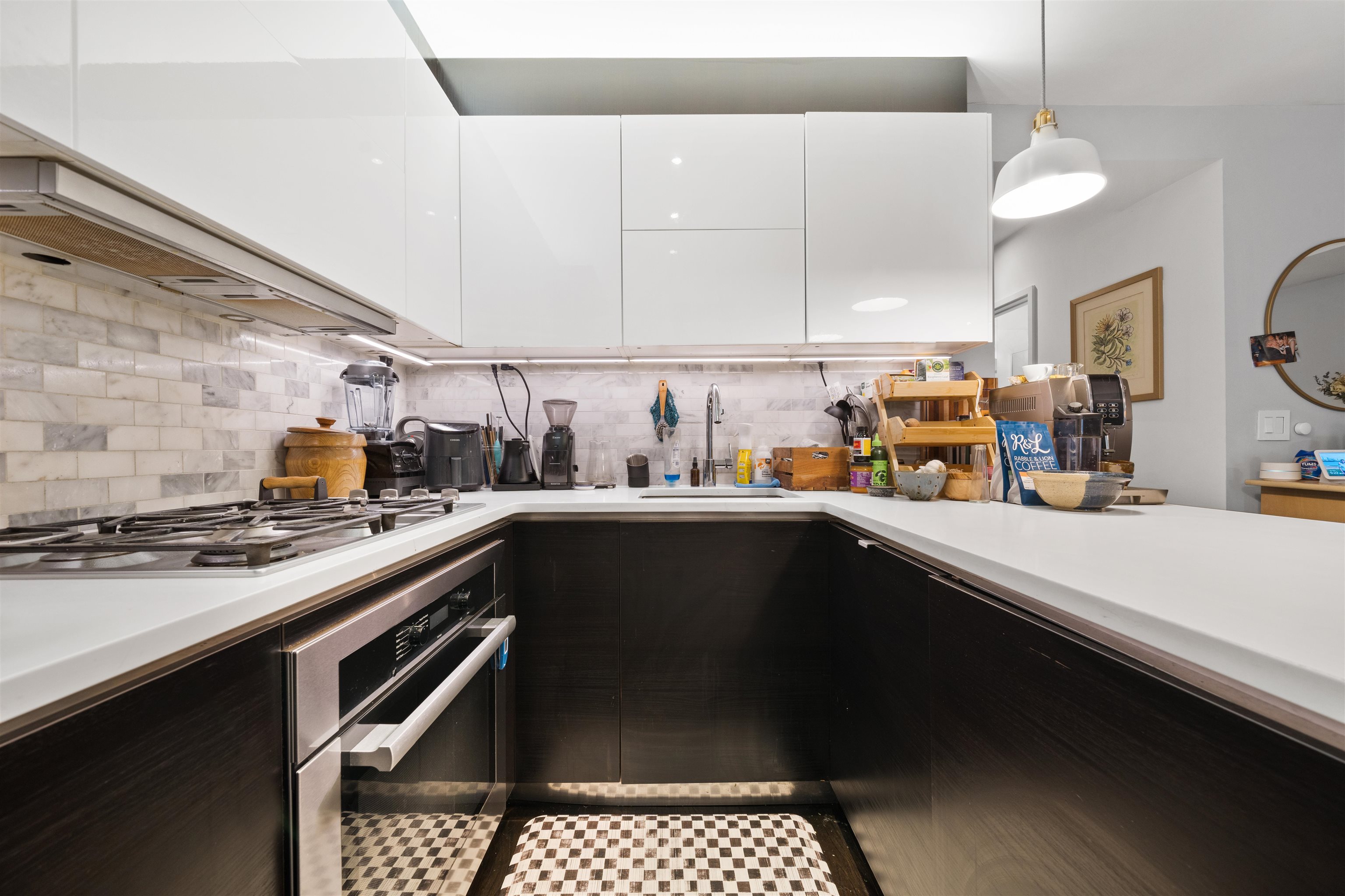 227 MONTGOMERY ST - Photo 4