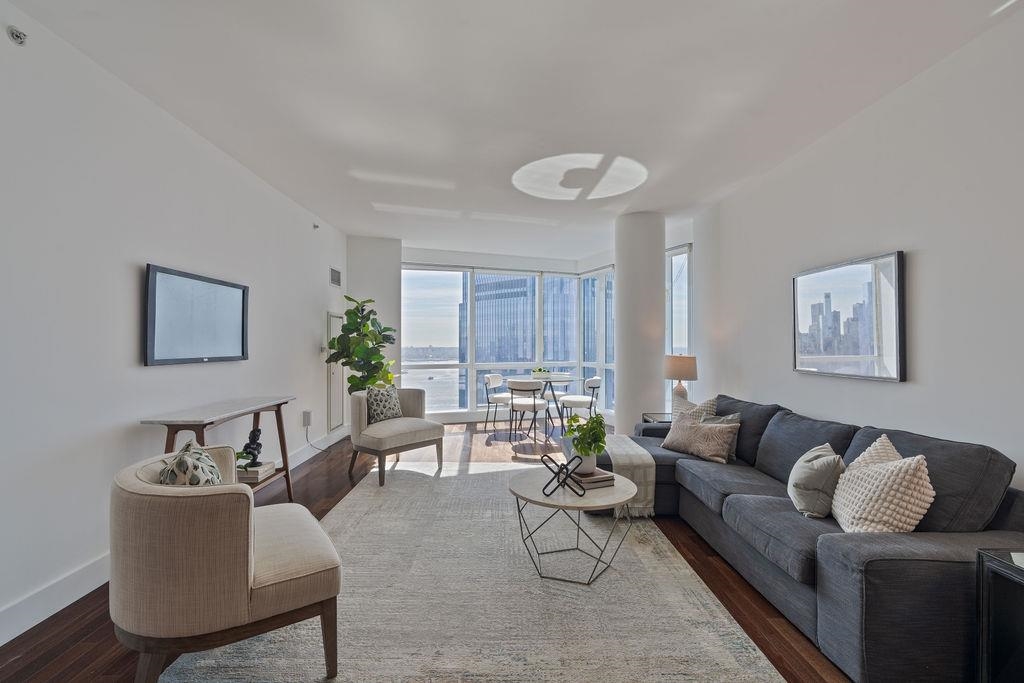 77 HUDSON ST - Photo 3