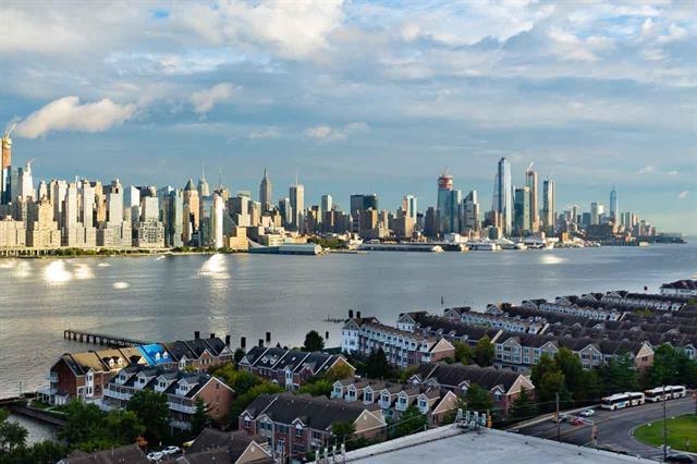 7000 BLVD EAST - Photo 5