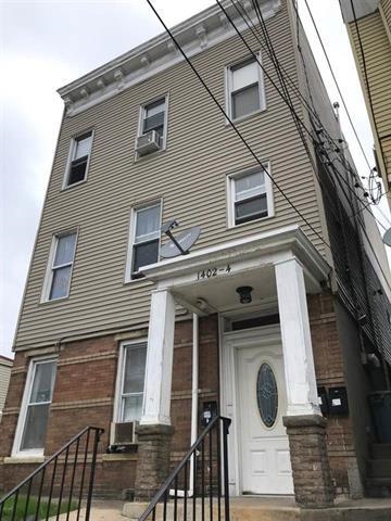 1402-1404 10TH ST - Photo 1