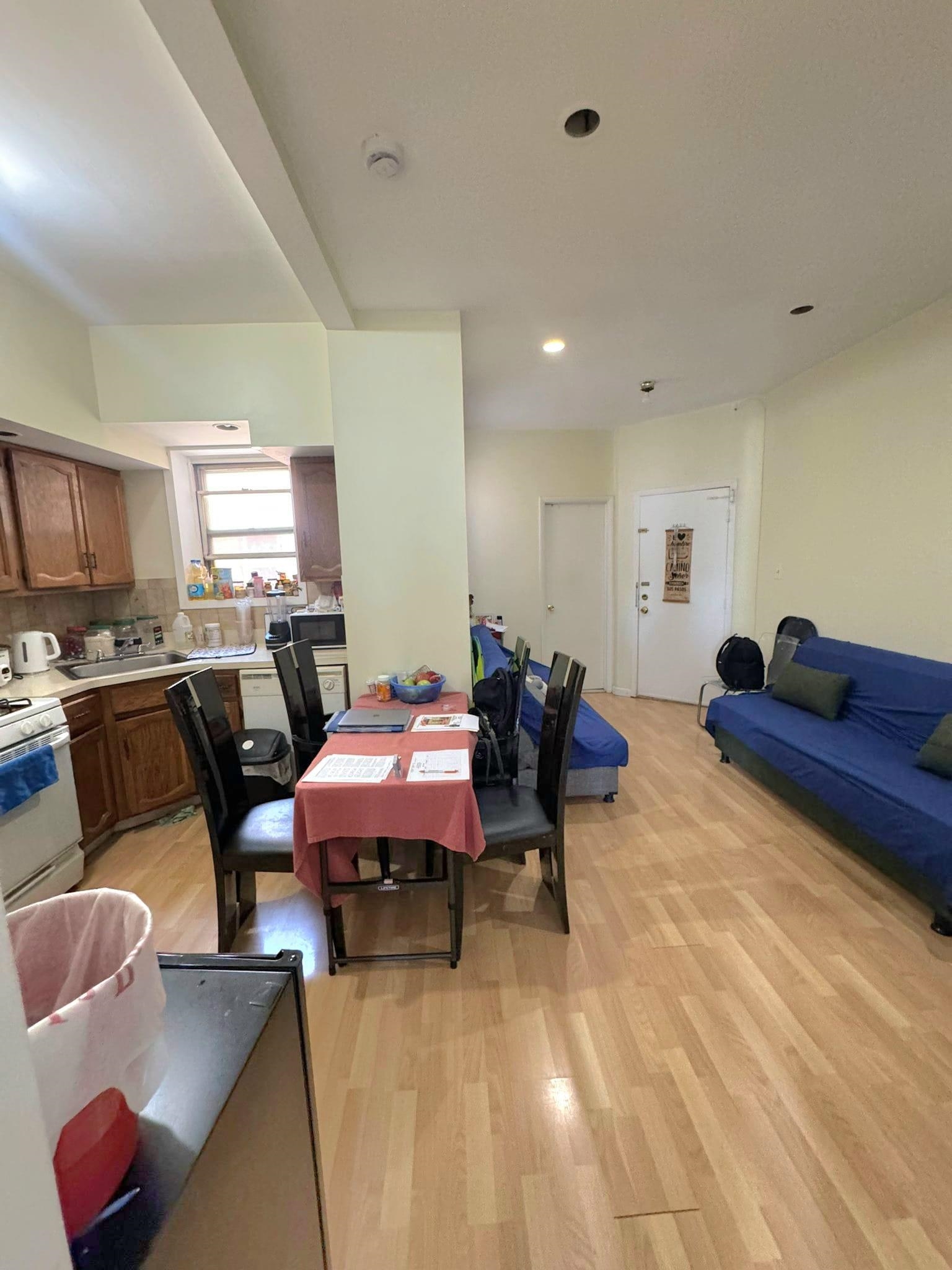 214 48TH ST - Photo 4