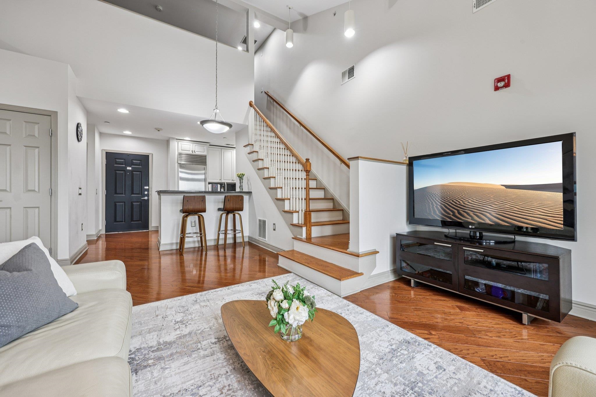 7400 RIVER RD - Photo 4