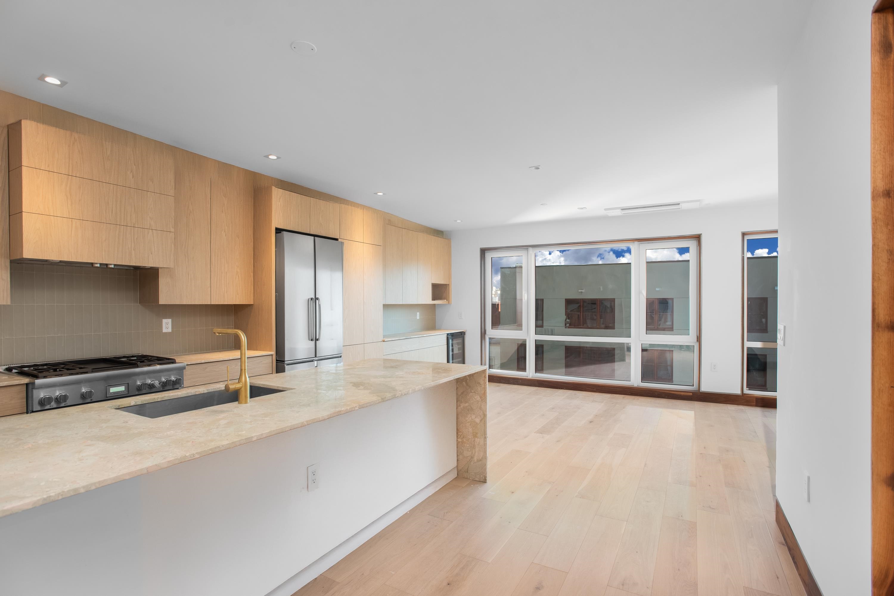 87 JEFFERSON ST - Photo 1