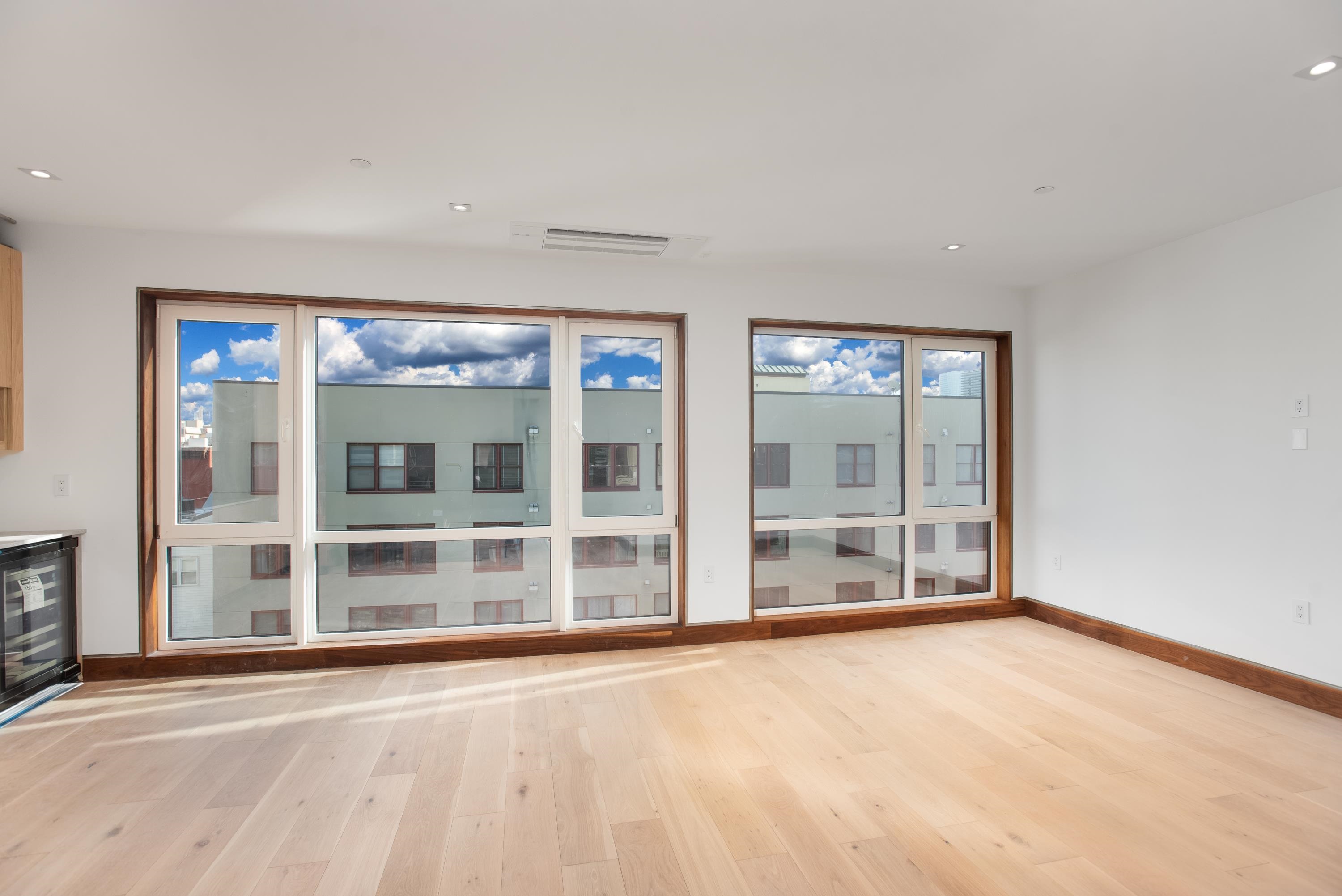 87 JEFFERSON ST - Photo 5