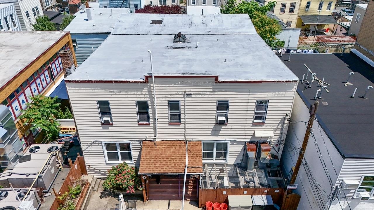 514 MONASTERY PL - Photo 1