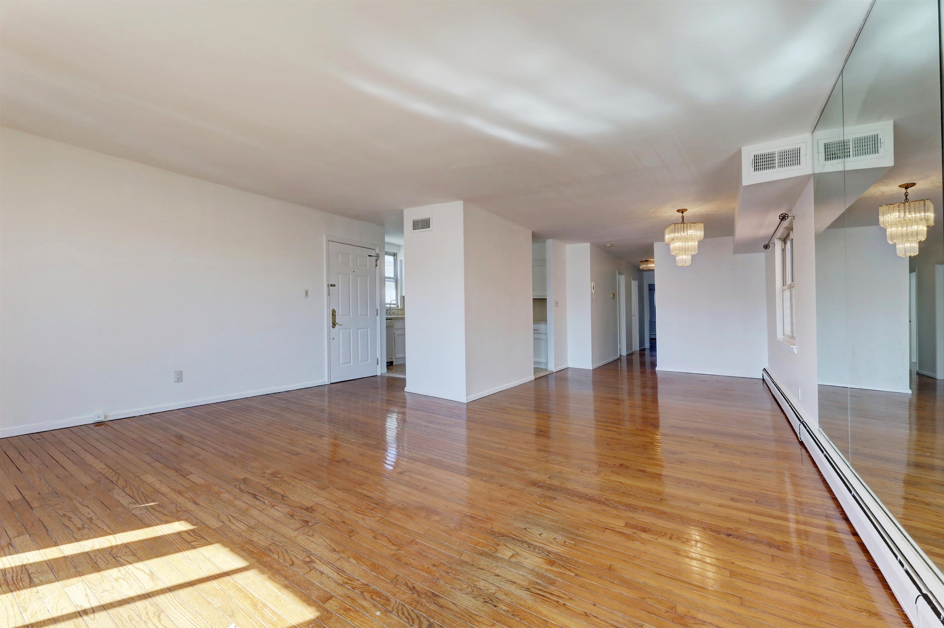 1021 BLVD EAST - Photo 4