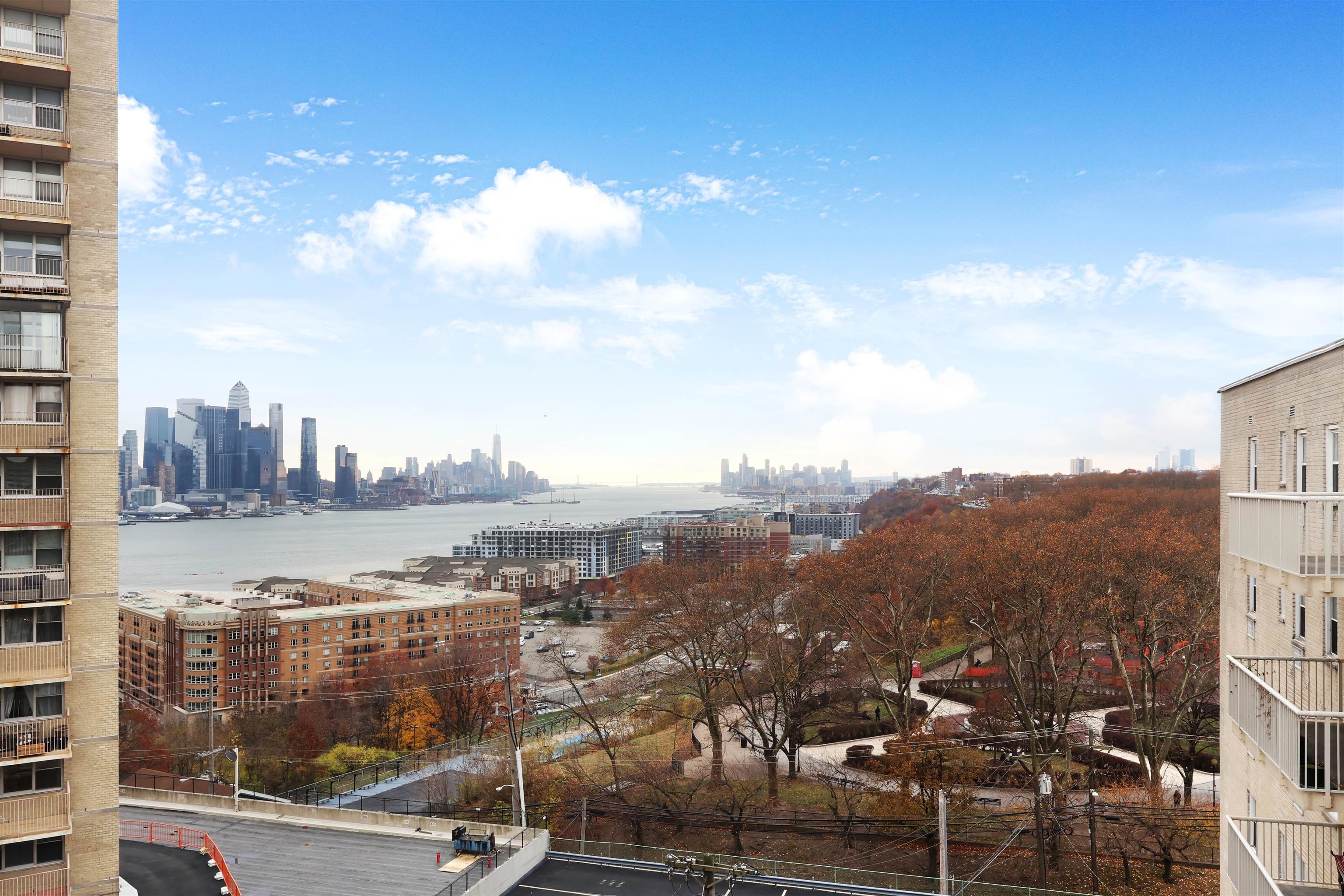 6010 BLVD EAST - Photo 5