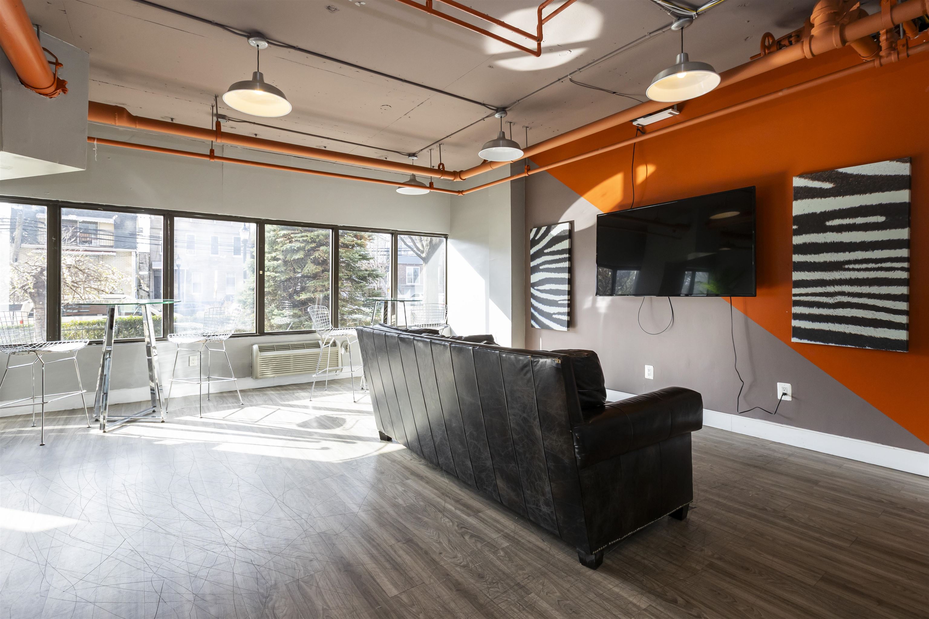 500 CENTRAL AVE #520