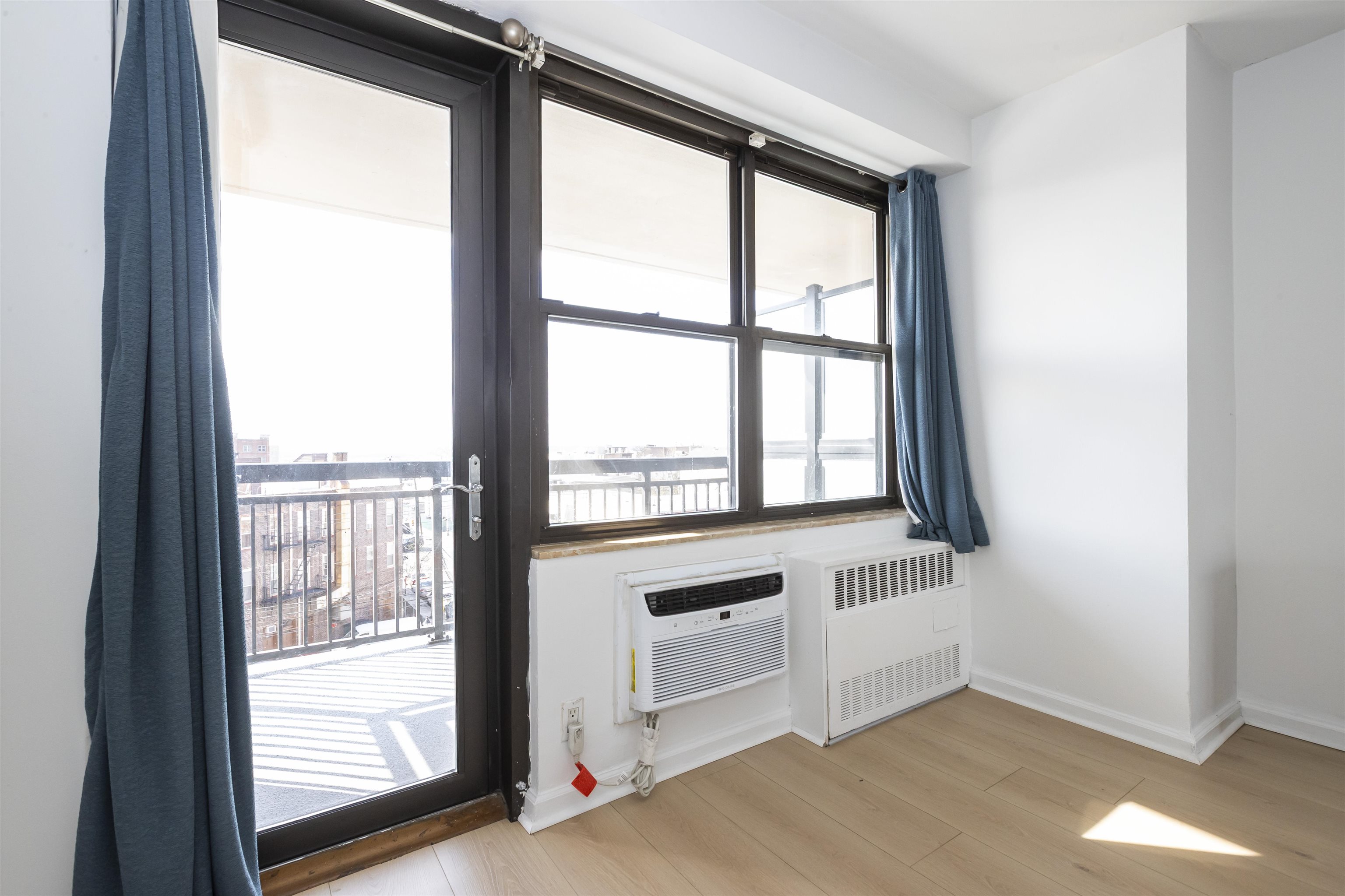 500 CENTRAL AVE #520