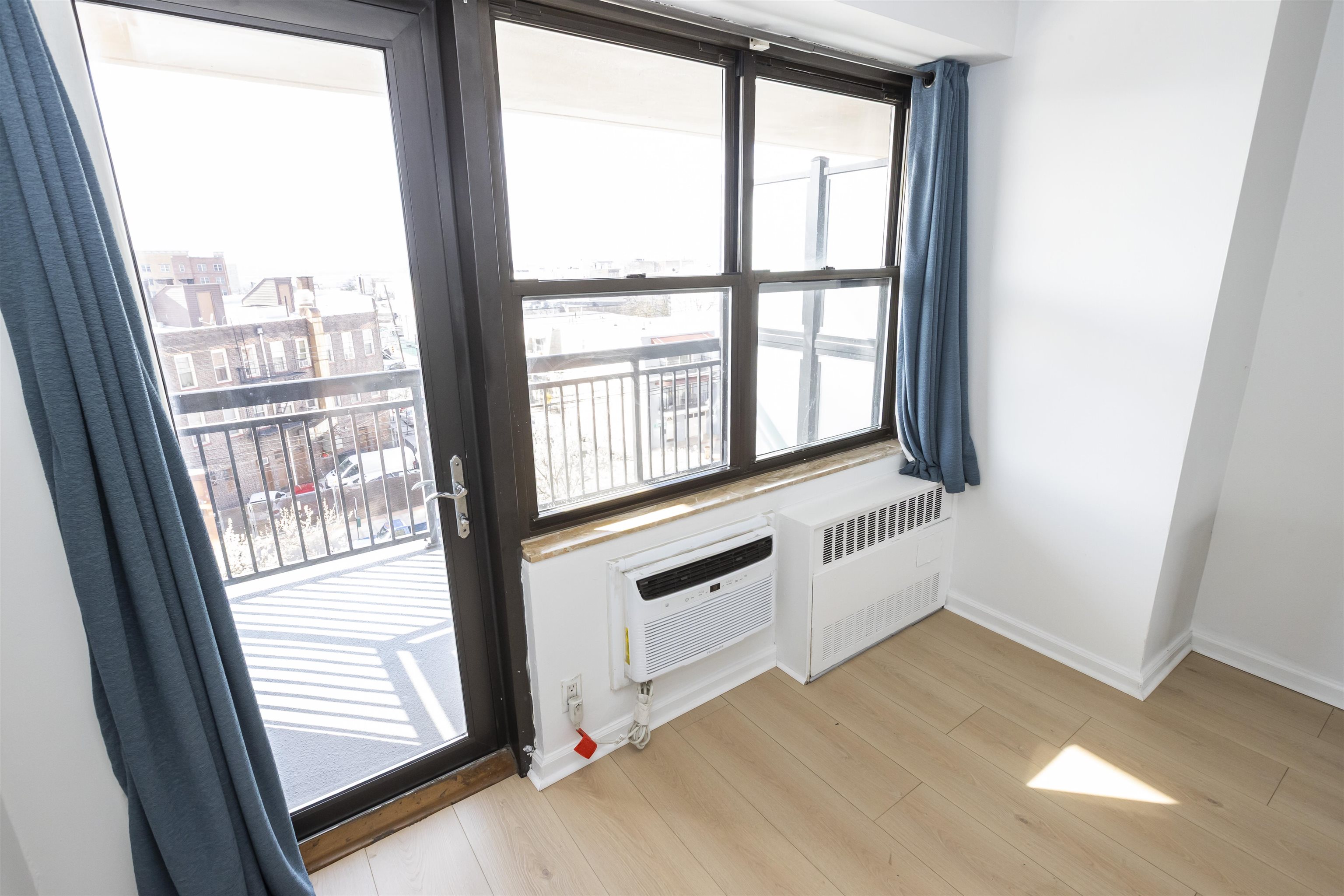 500 CENTRAL AVE #520