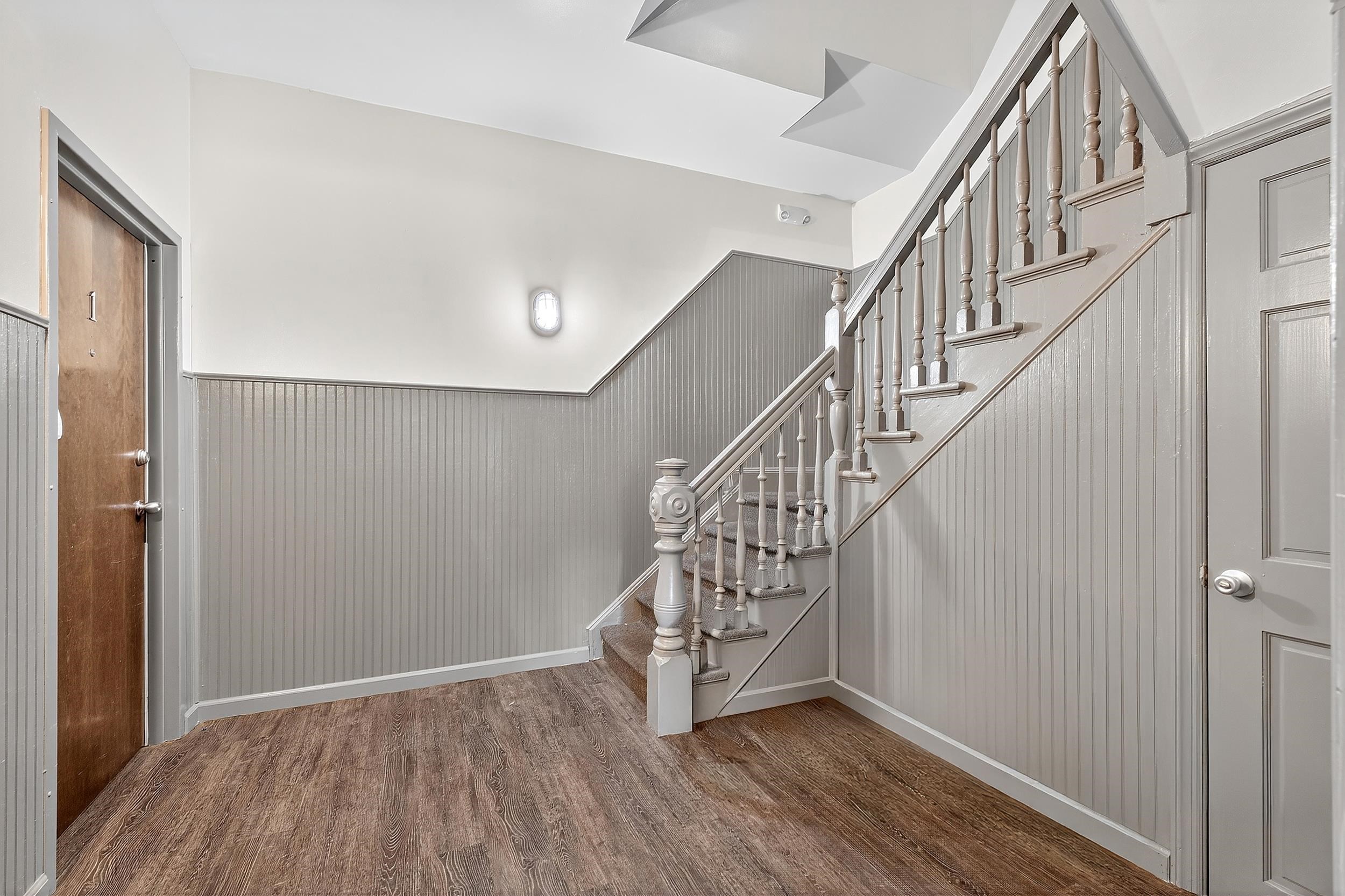 815 KENNEDY BLVD - Photo 4