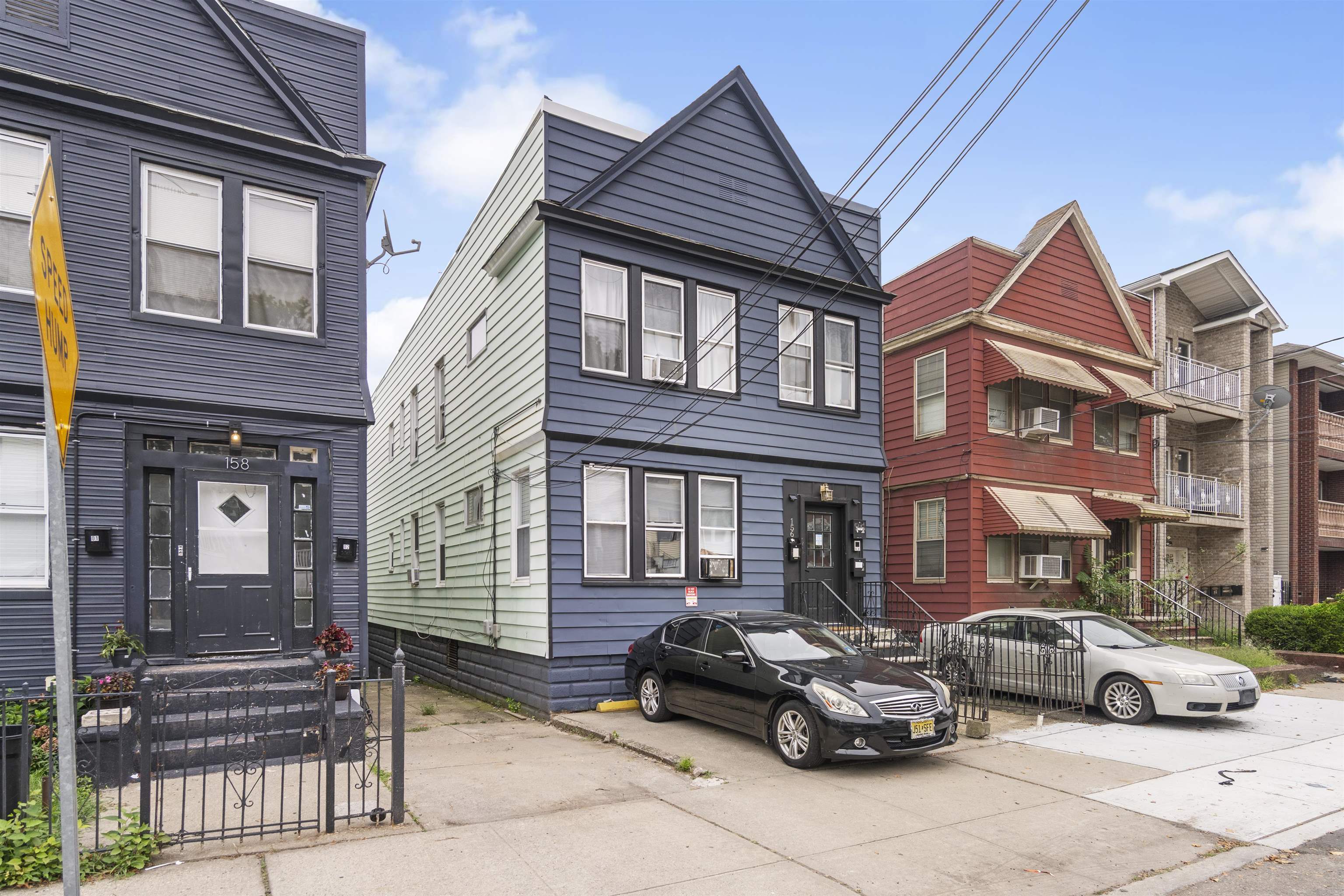 156 RANDOLPH AVE - Photo 2