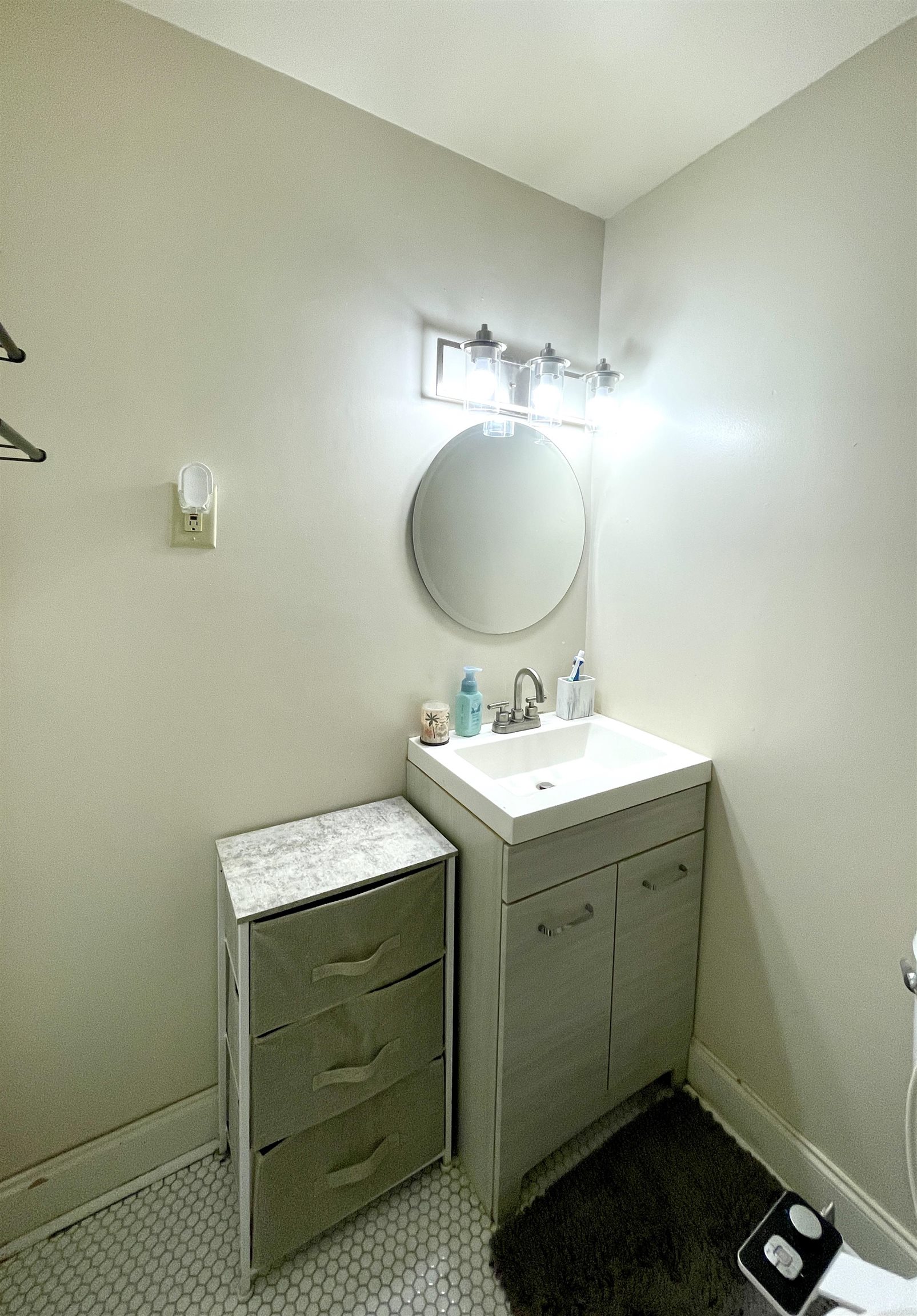 231 GRIFFITH ST - Photo 5