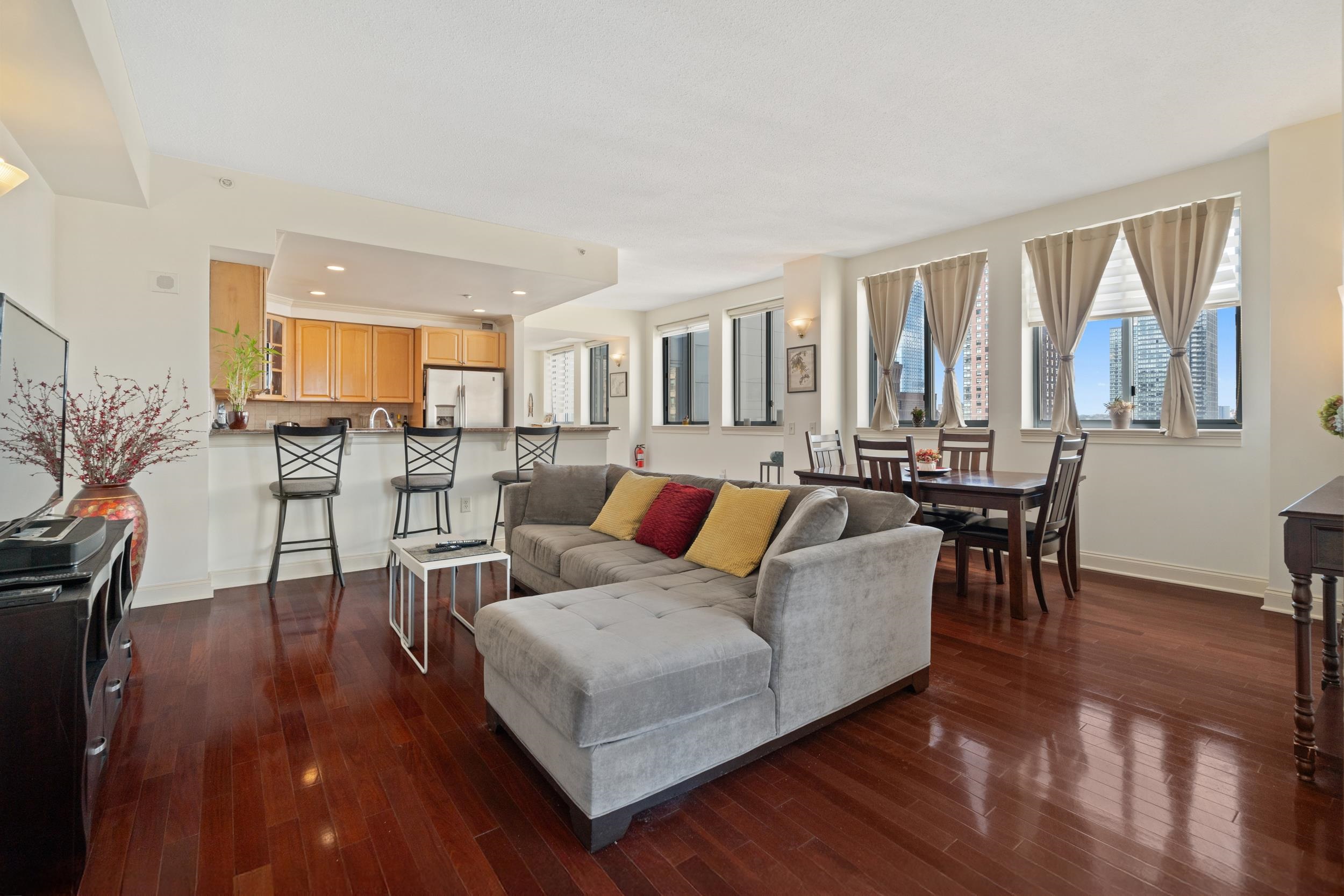 311 WASHINGTON ST - Photo 2