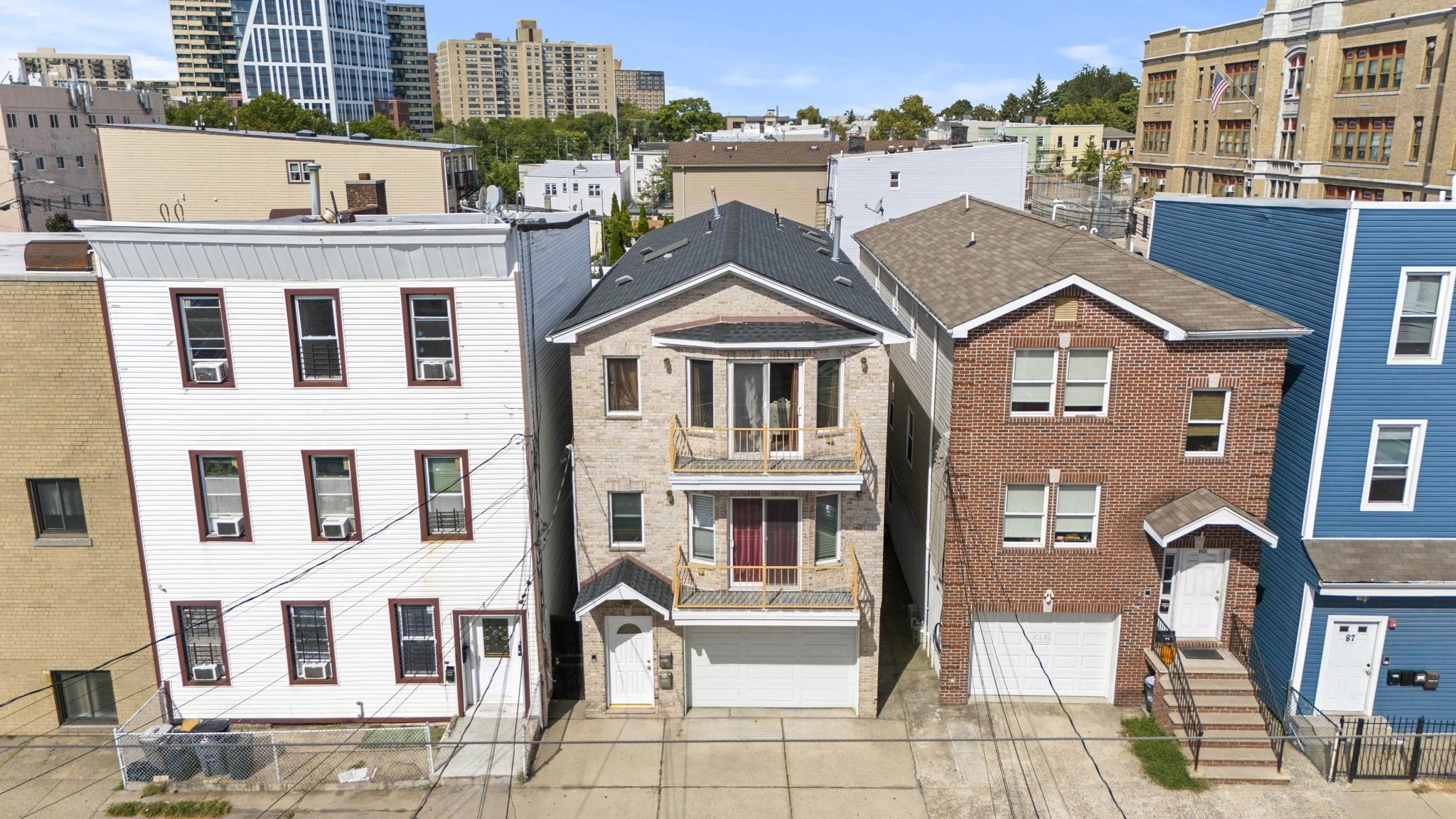 83 OAKLAND AVE - Photo 4