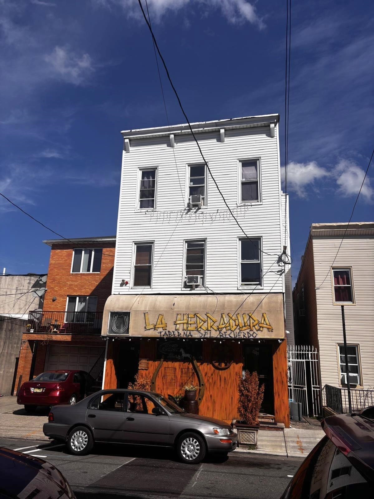 414 24TH ST - Photo 1