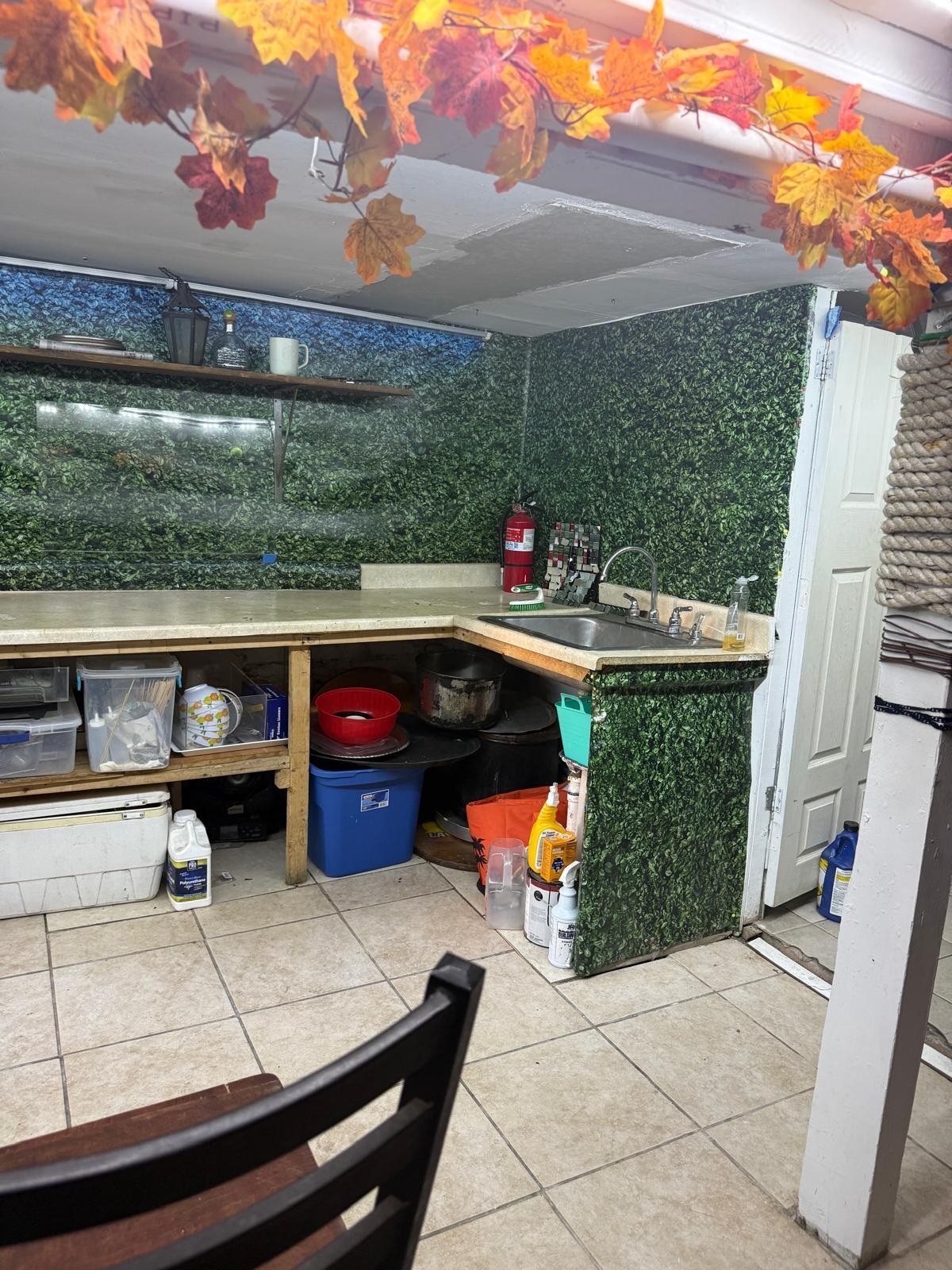 414 24TH ST - Photo 5