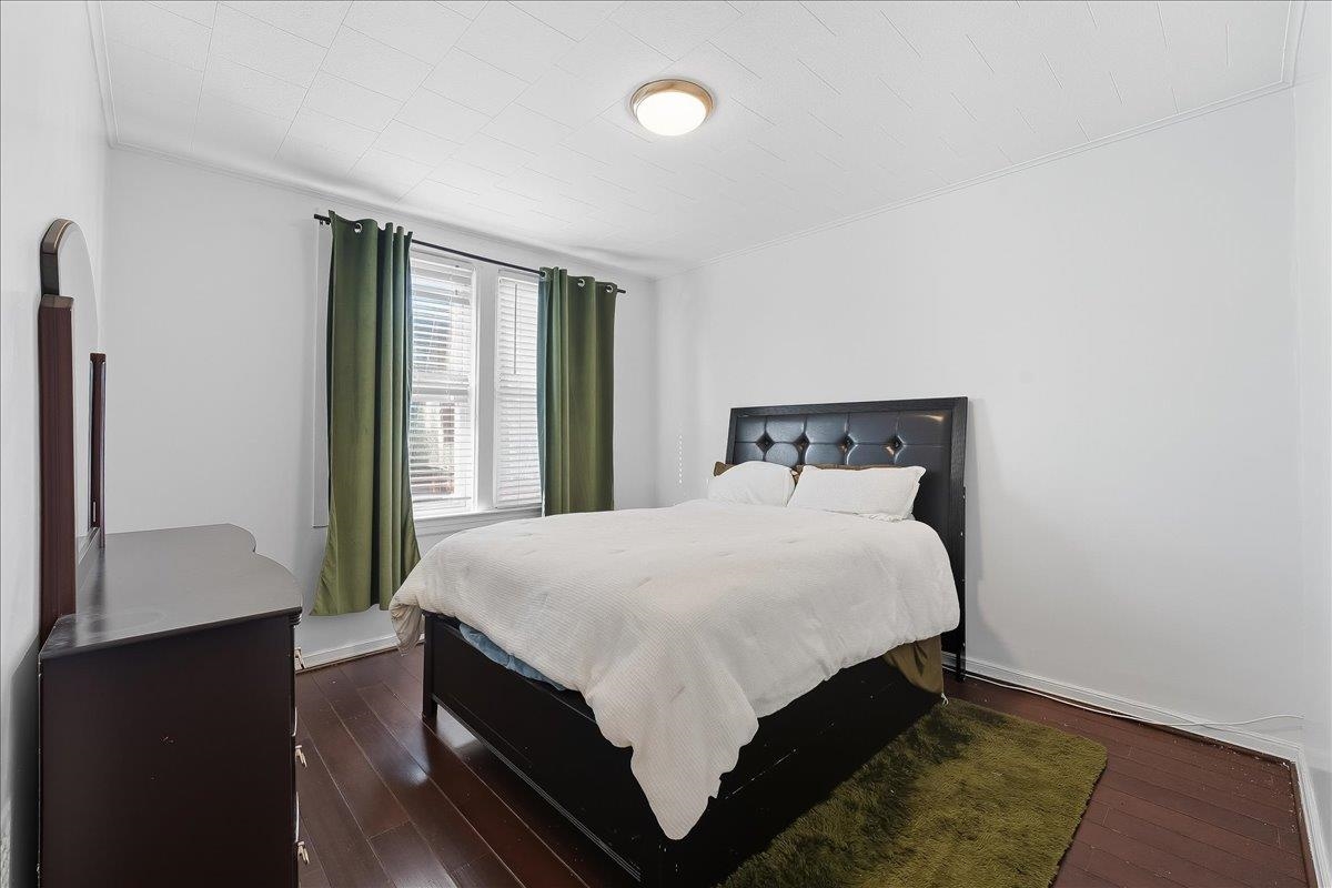 301 EGE AVE - Photo 5