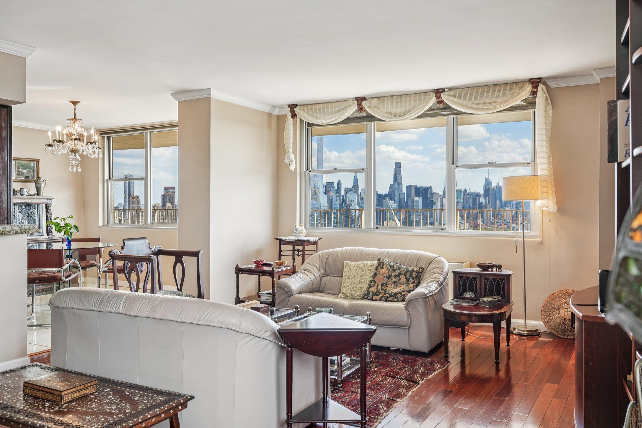 6040 BLVD EAST - Photo 3