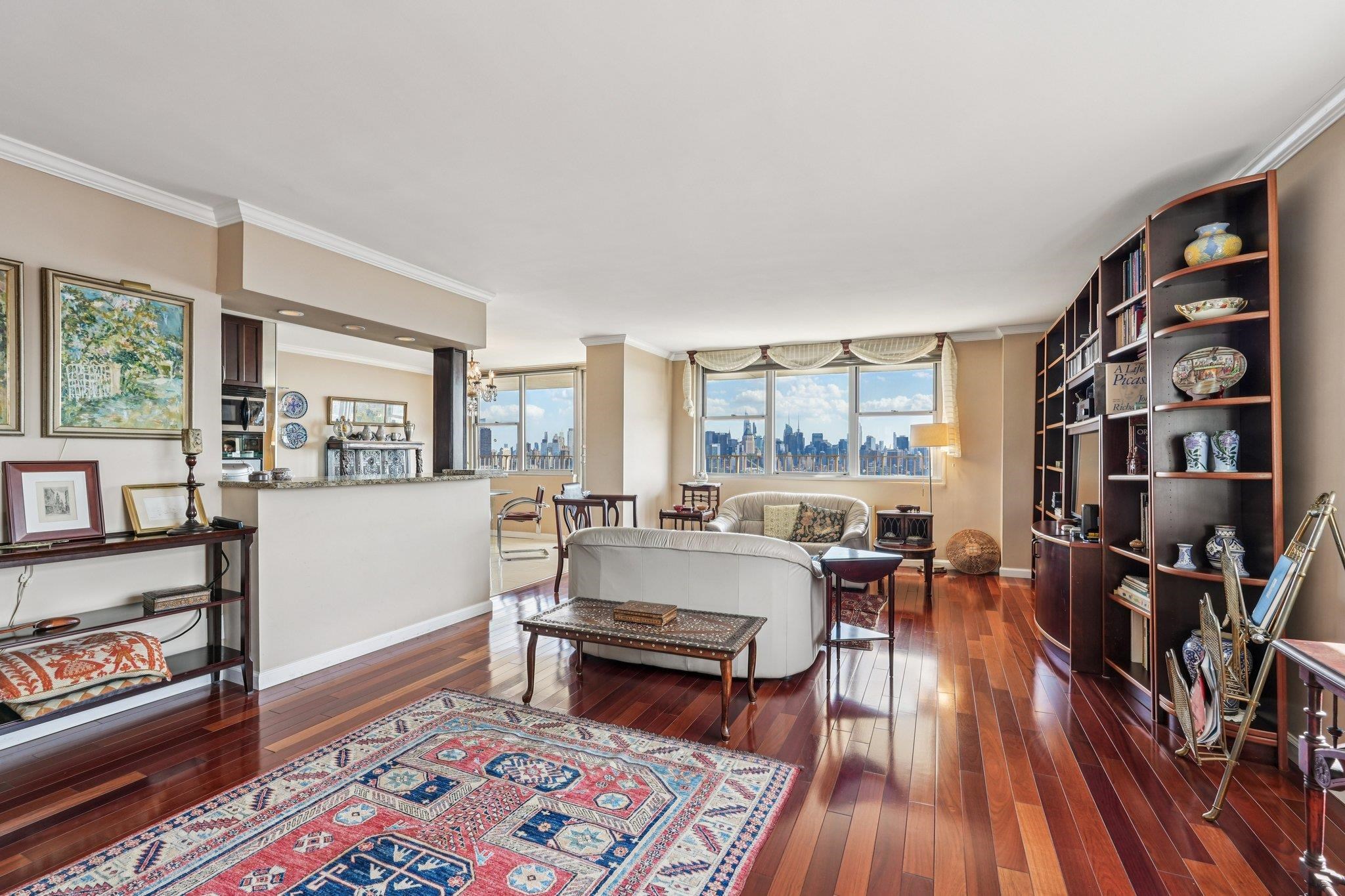 6040 BLVD EAST - Photo 4