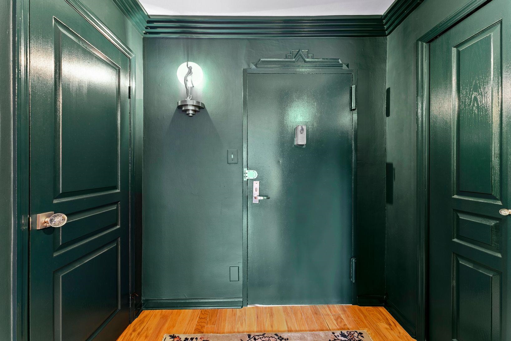 6040 BLVD EAST - Photo 3