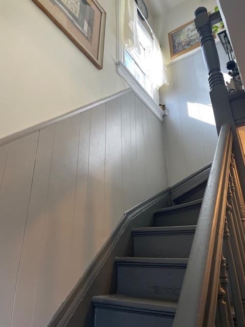 150 MARTIN ST - Photo 3