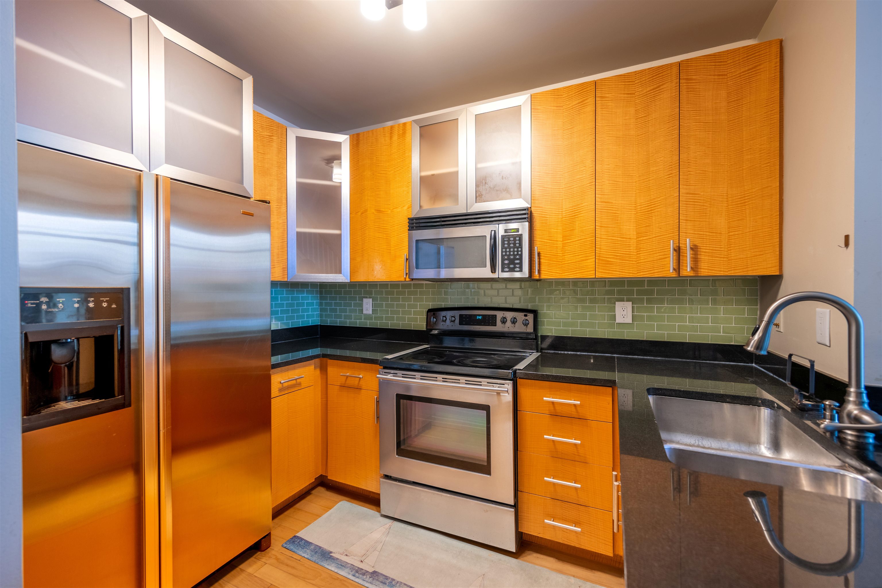 26 AVENUE AT PORT IMPERIAL - Photo 3