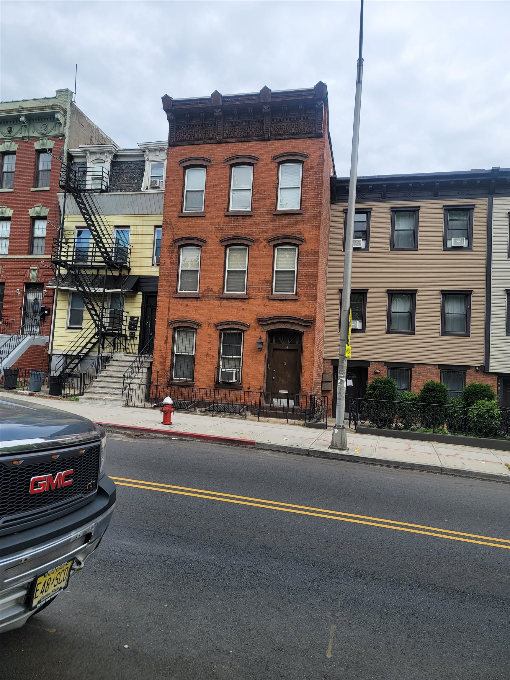 774 GRAND ST - Photo 2