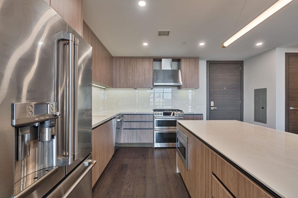 8701 CHURCHILL RD - Photo 5