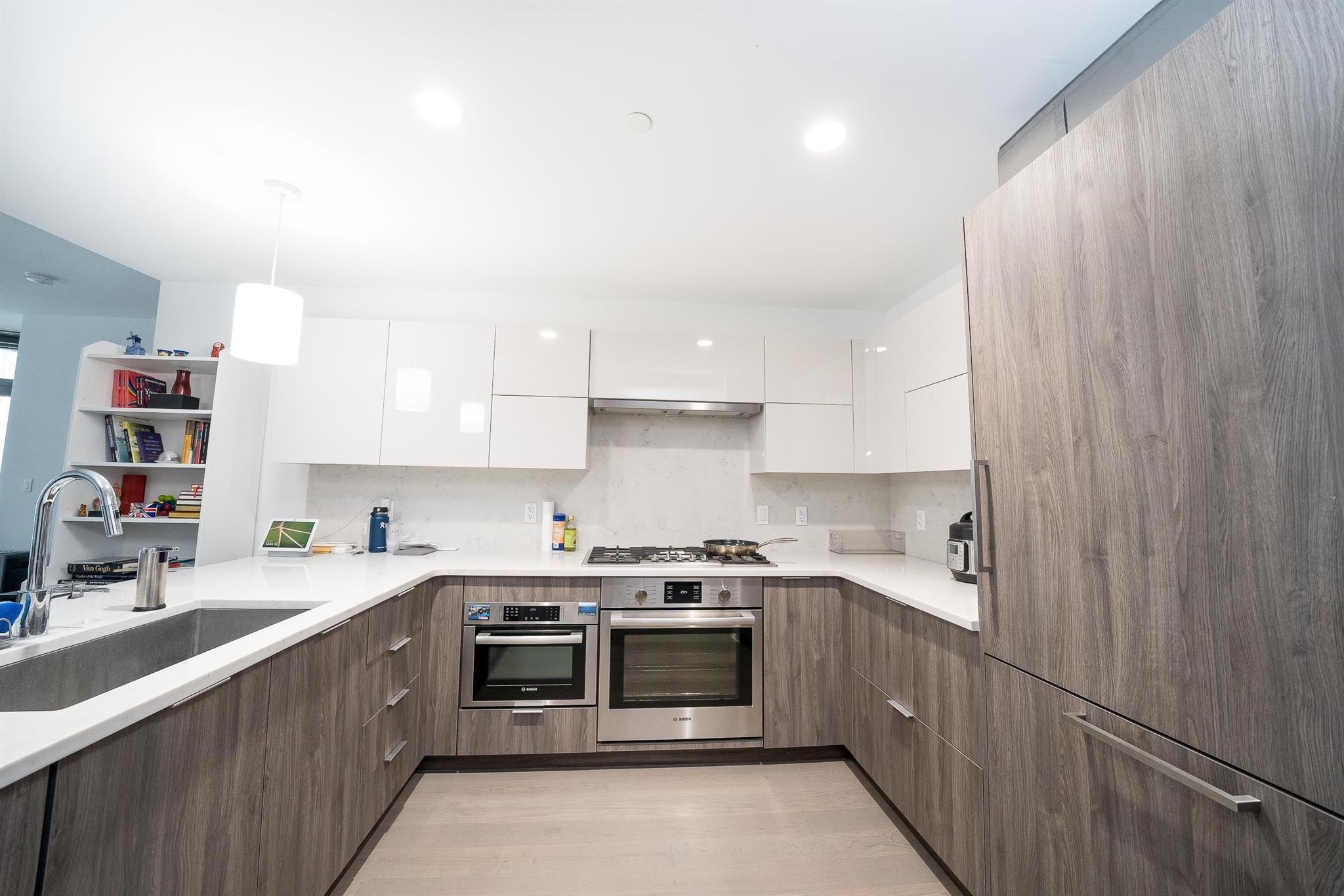 9 AVENUE AT PORT IMPERIAL - Photo 3