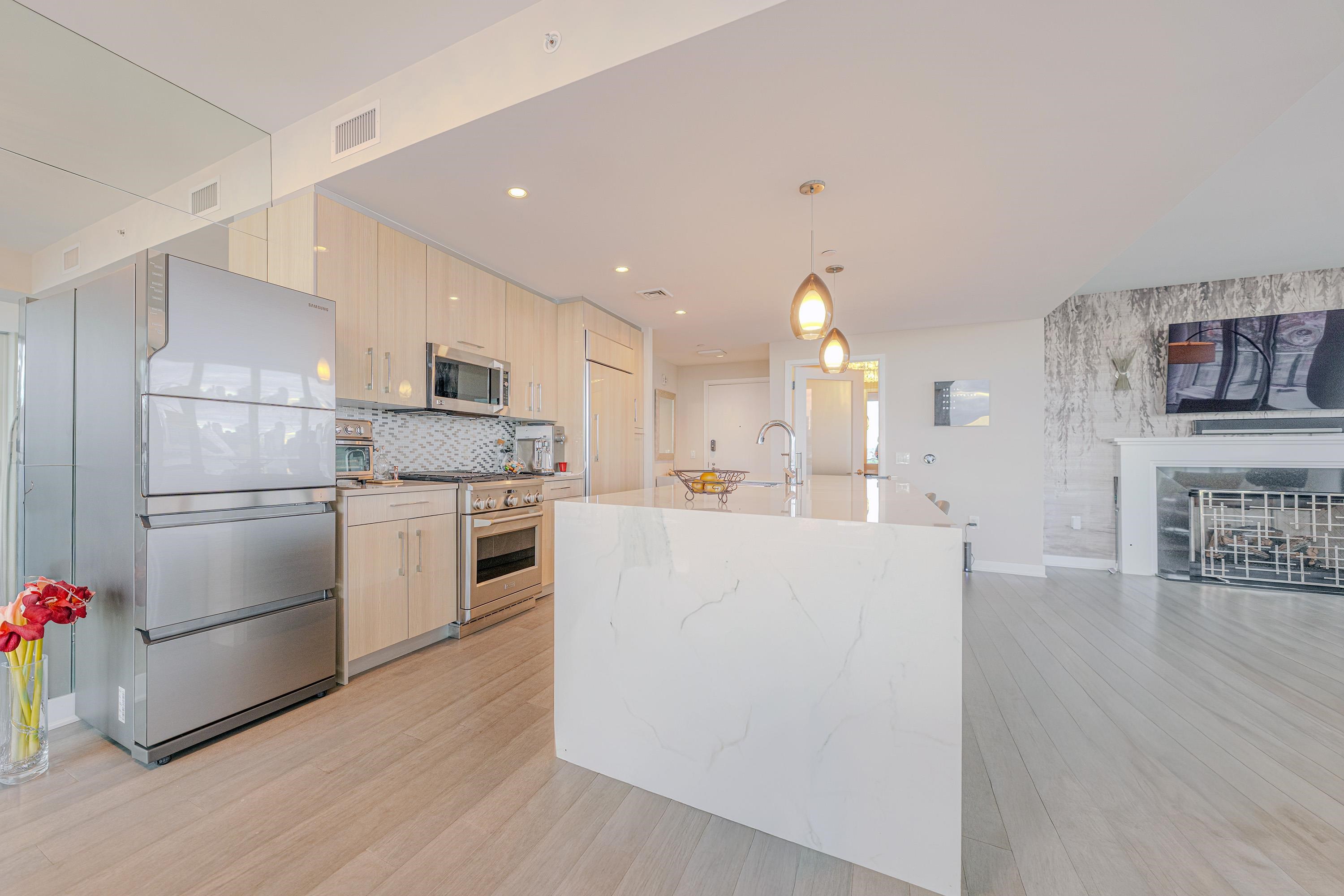 1200 AVENUE AT PORT IMPERIAL - Photo 4