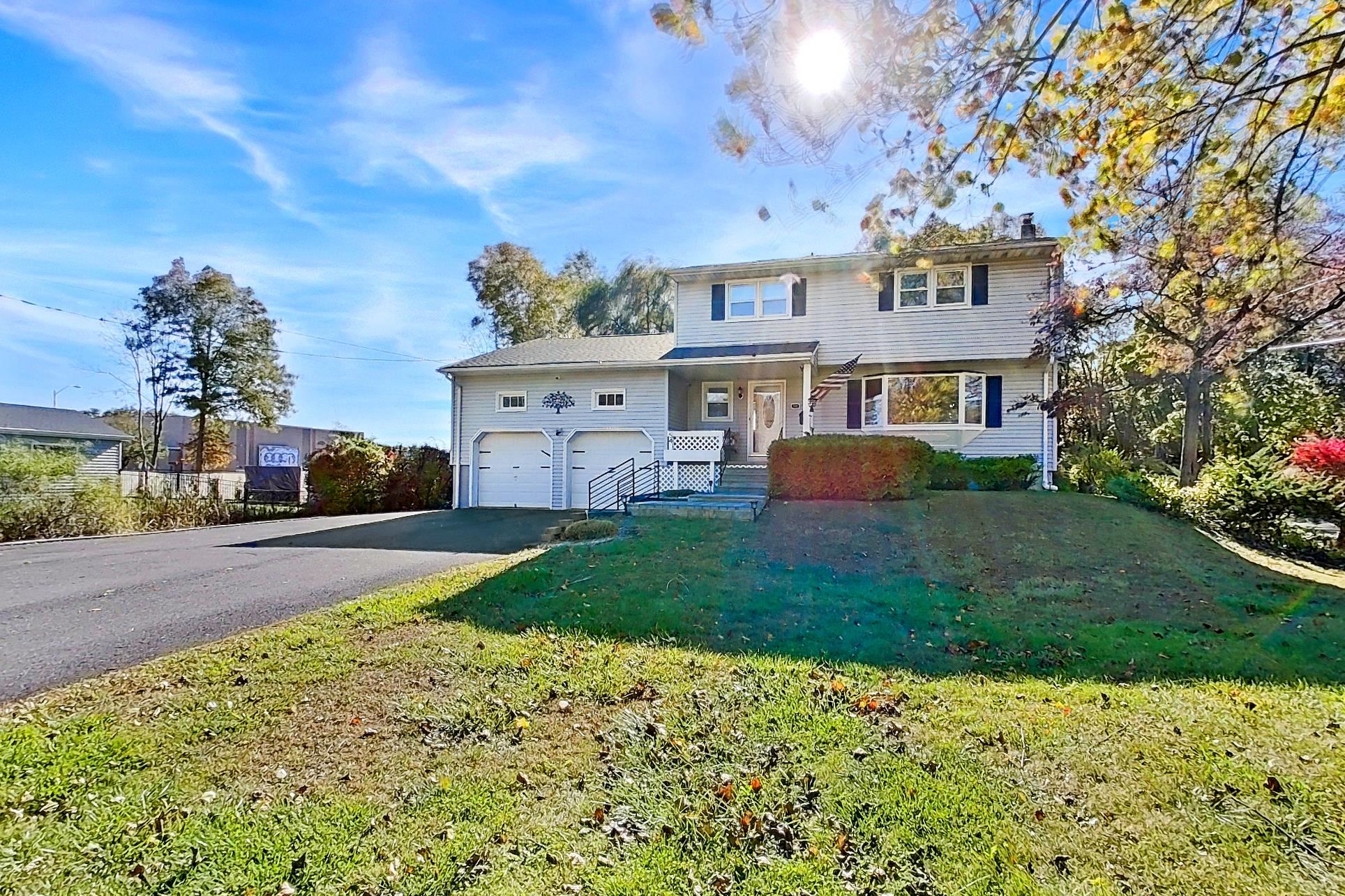 54 Mapledale Ave - Photo 2