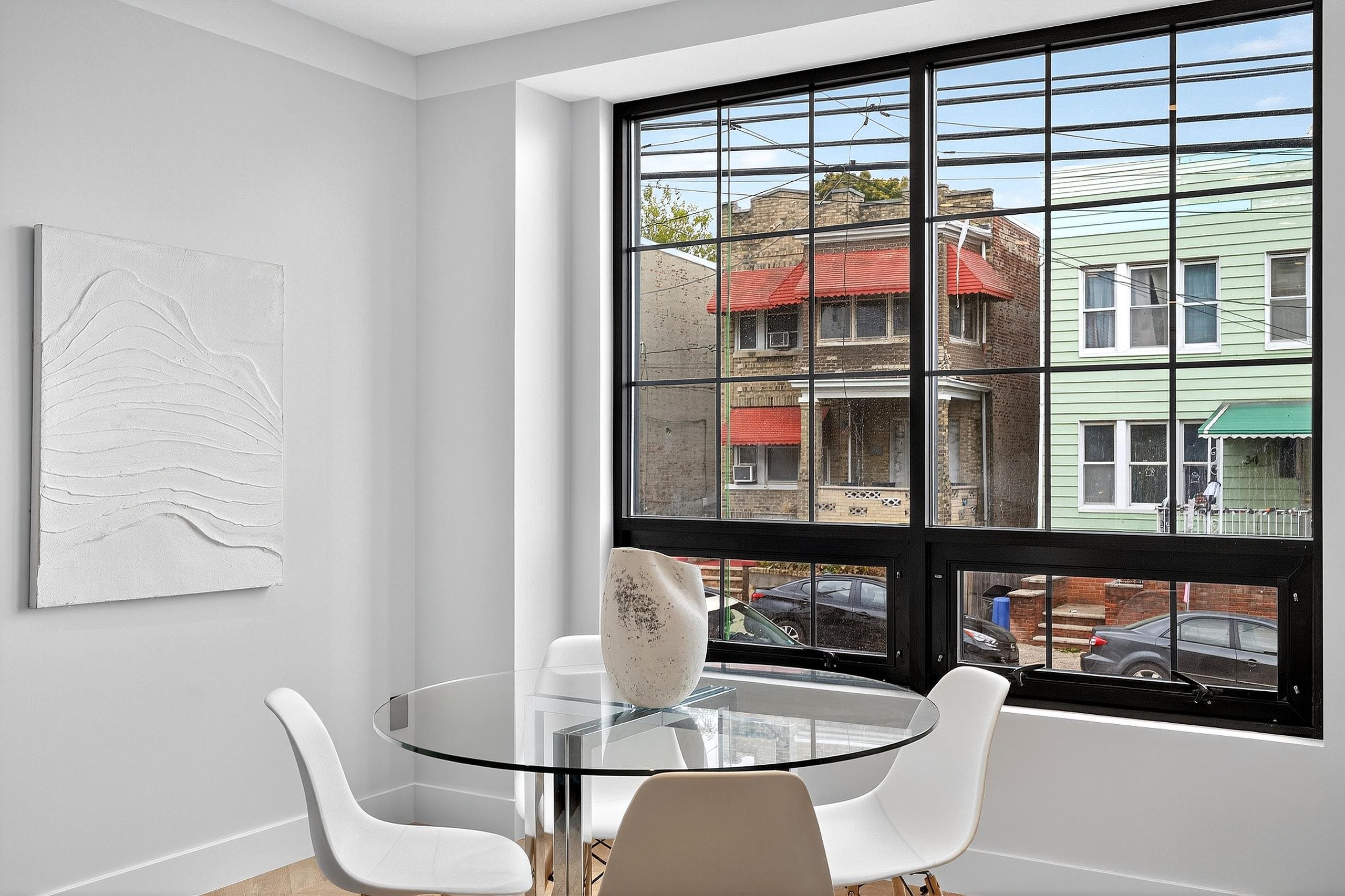 31 BAYVIEW AVE - Photo 5