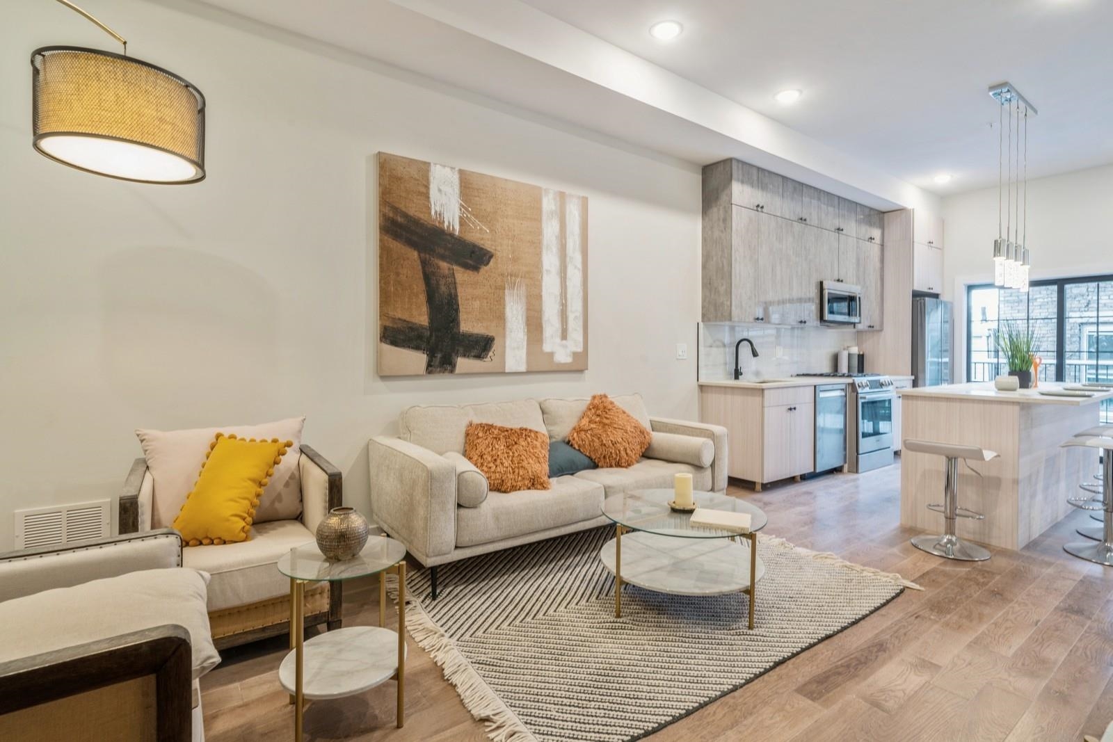 545 PALISADE AVE - Photo 2