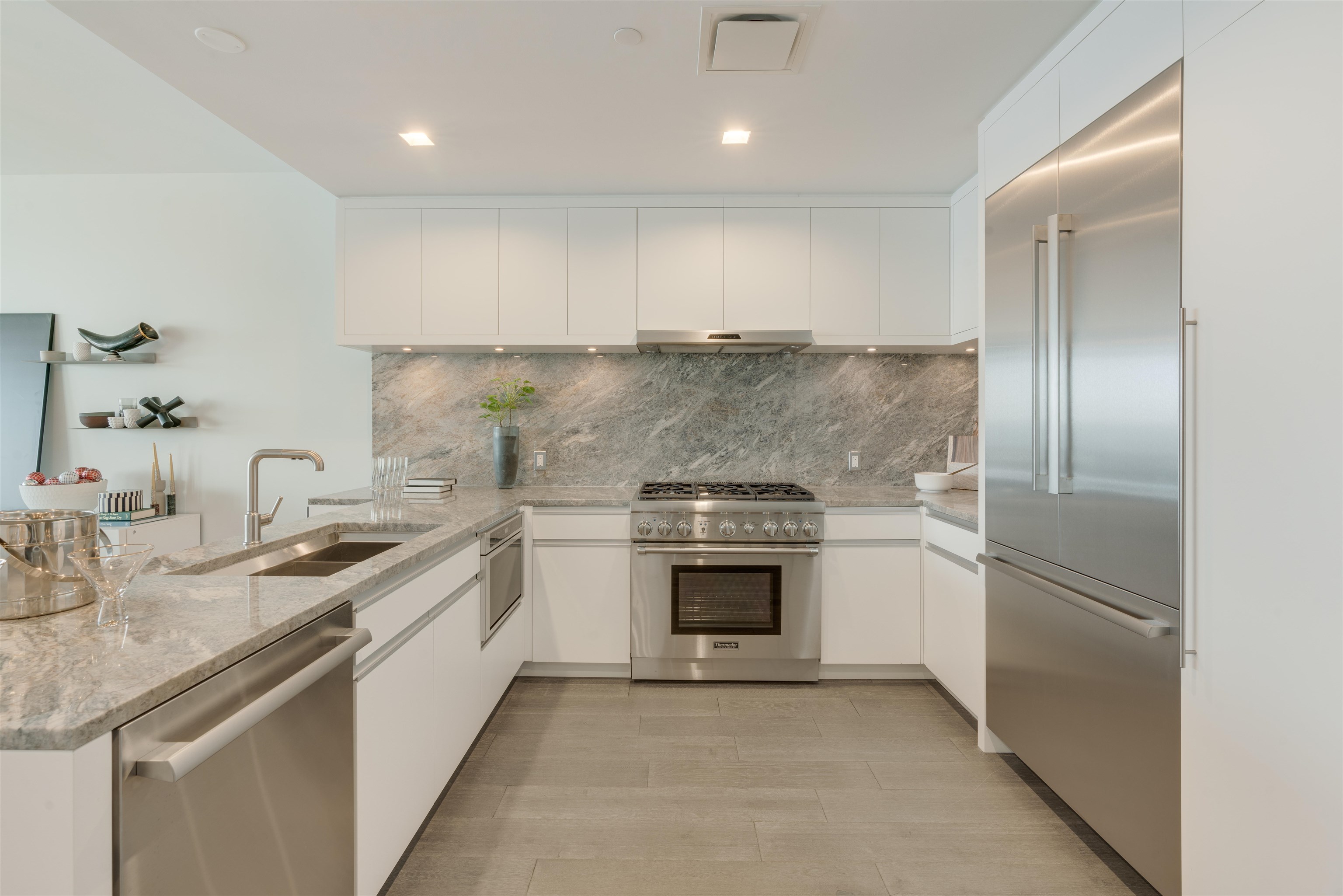 320 ADOLPHUS AVE - Photo 5