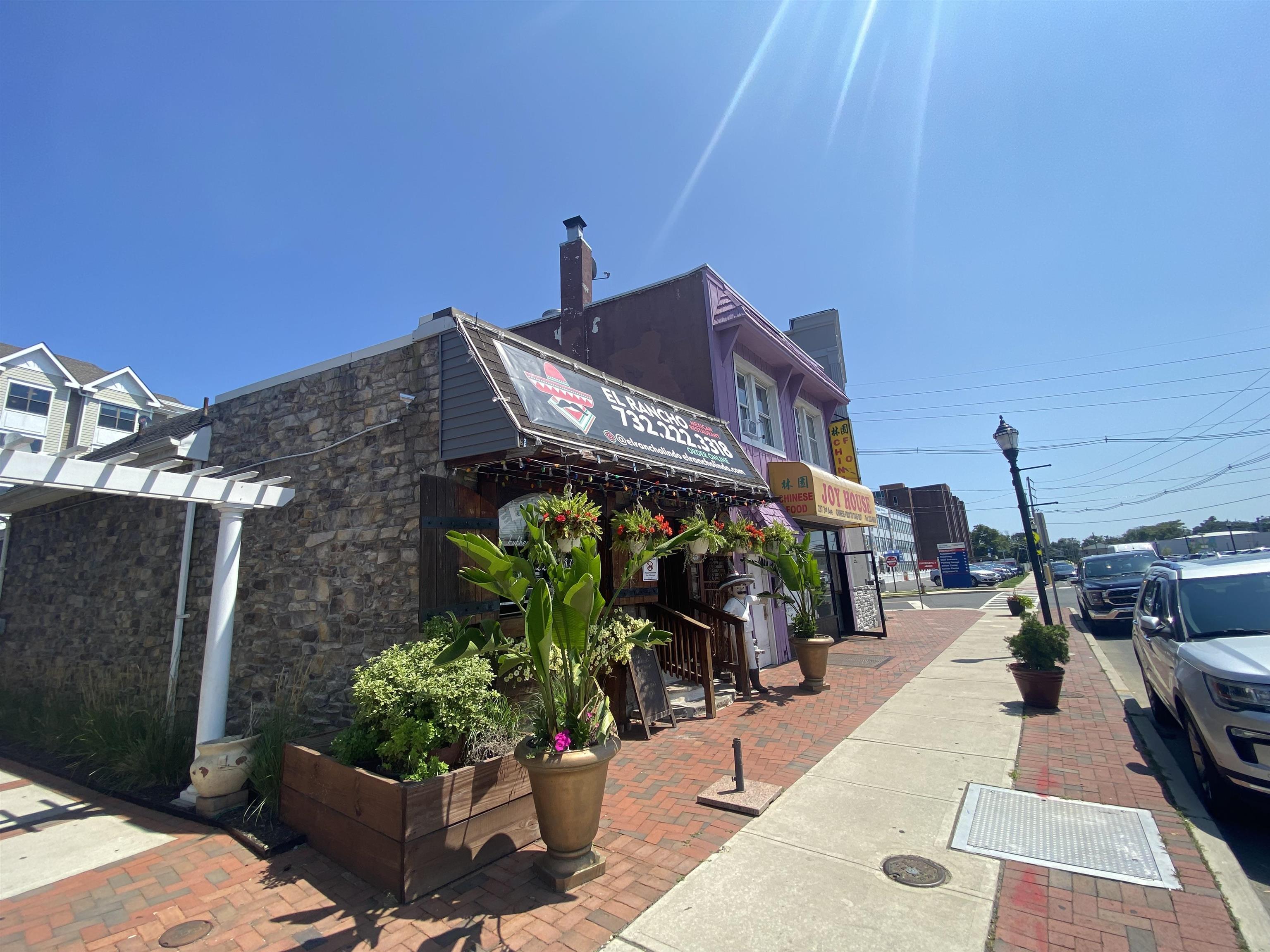 237 3RD AVE - Photo 4